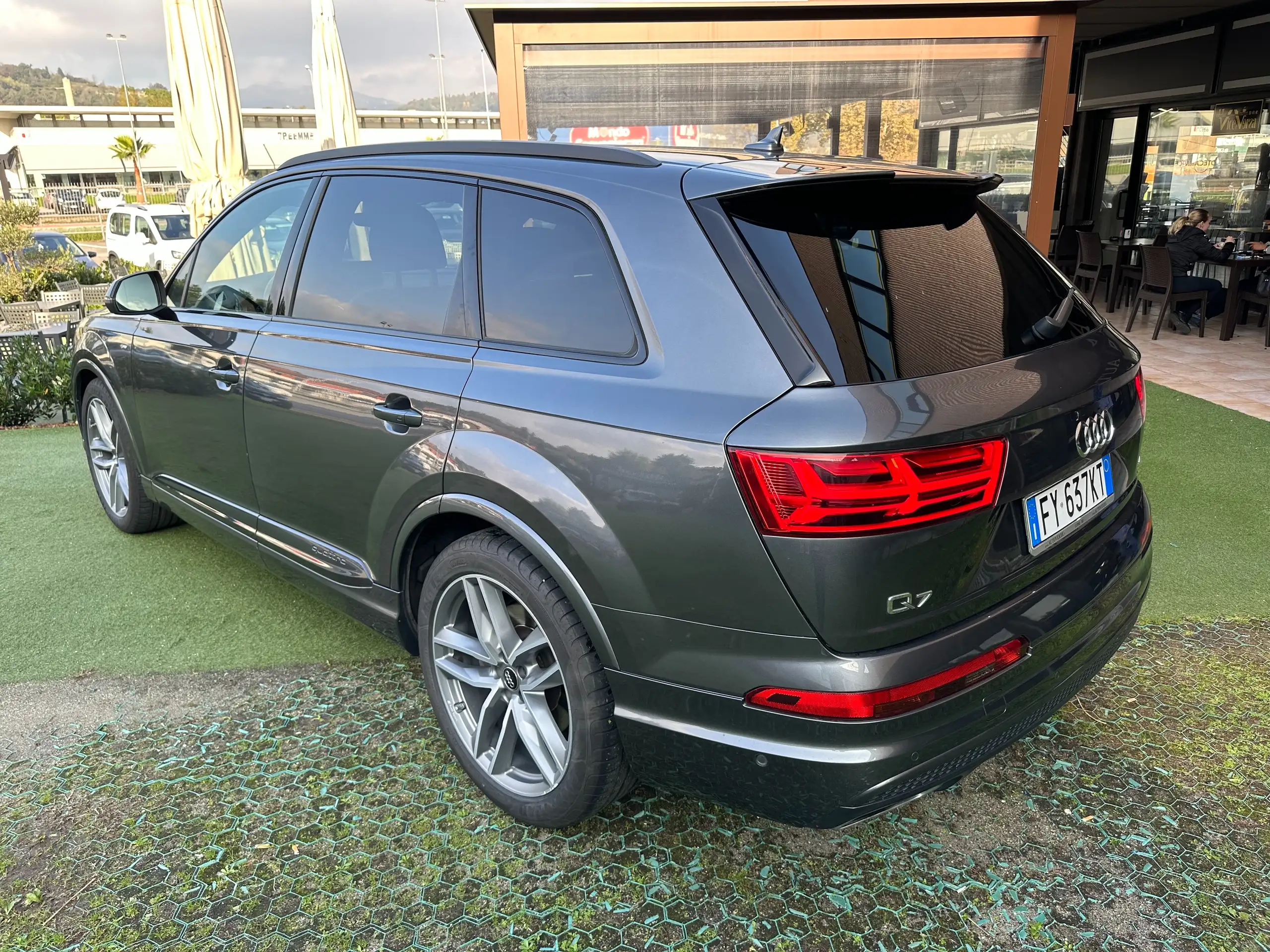 Audi - Q7