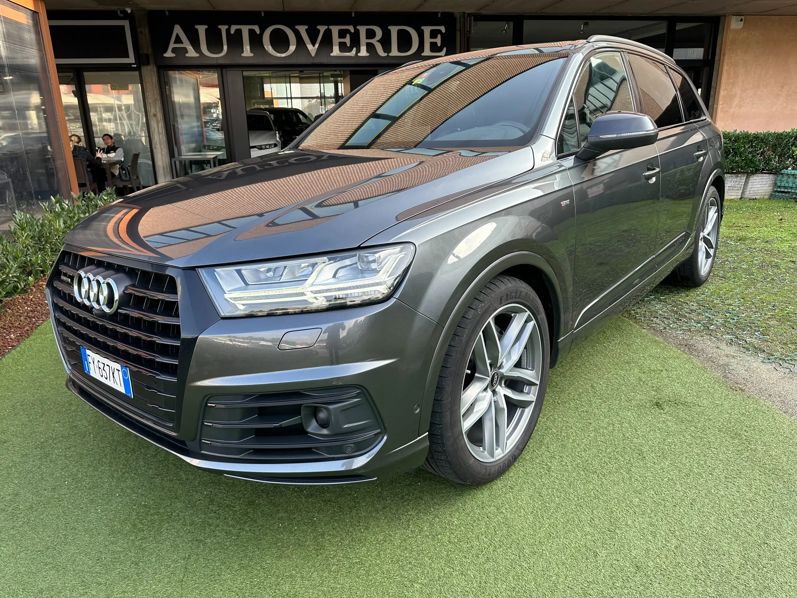 Audi - Q7