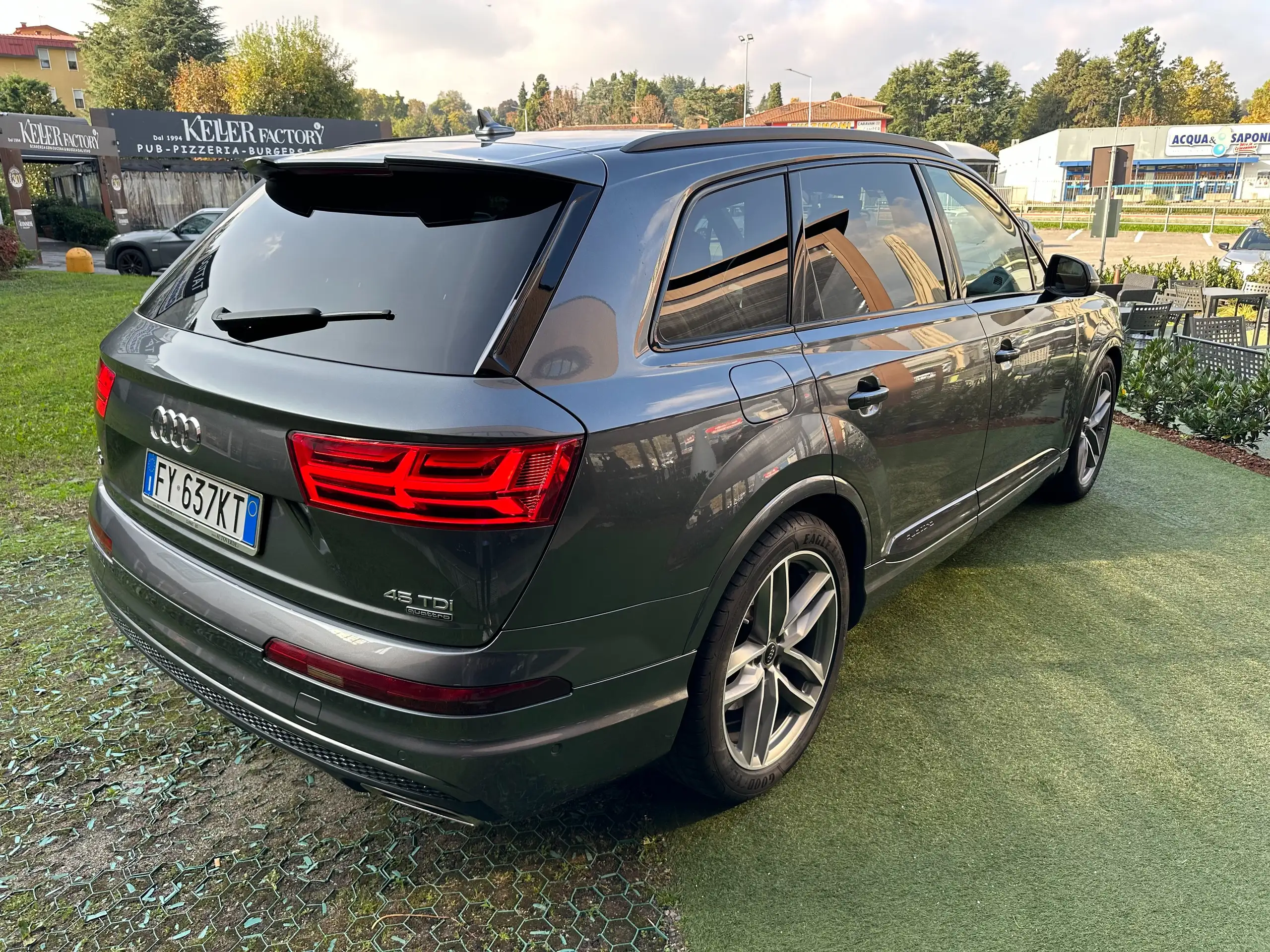 Audi - Q7