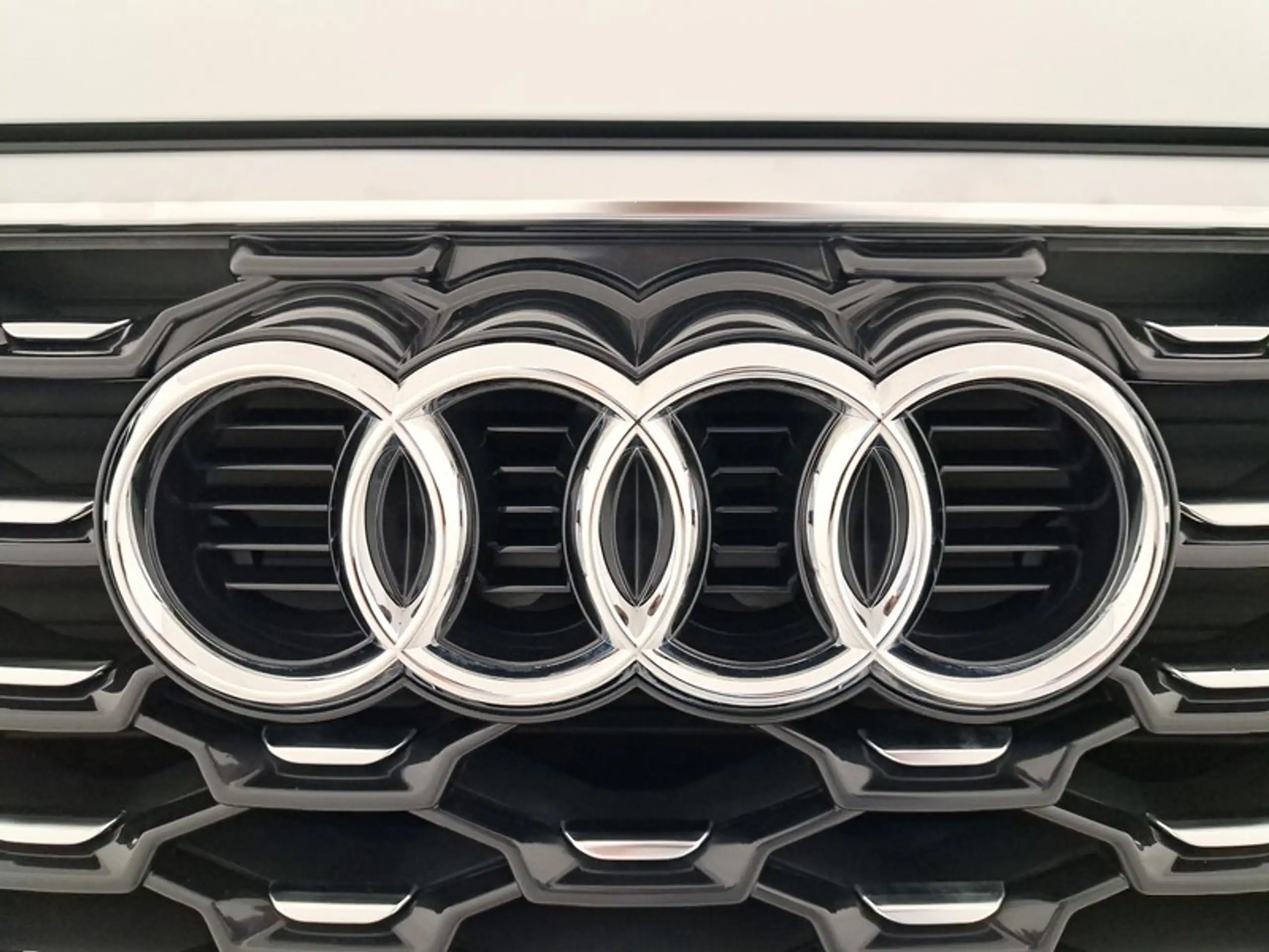 Audi - Q3