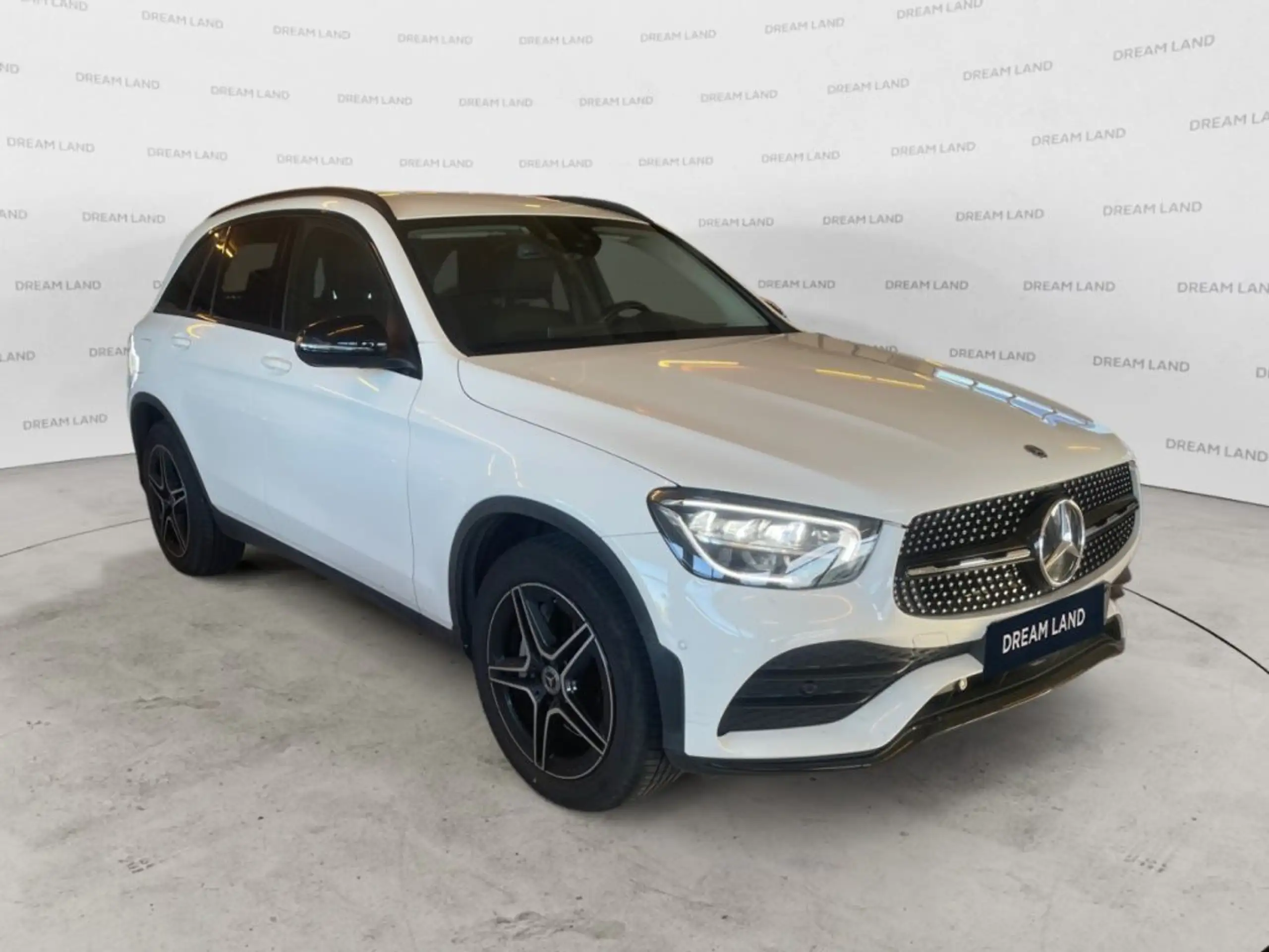 Mercedes-Benz - GLC 220