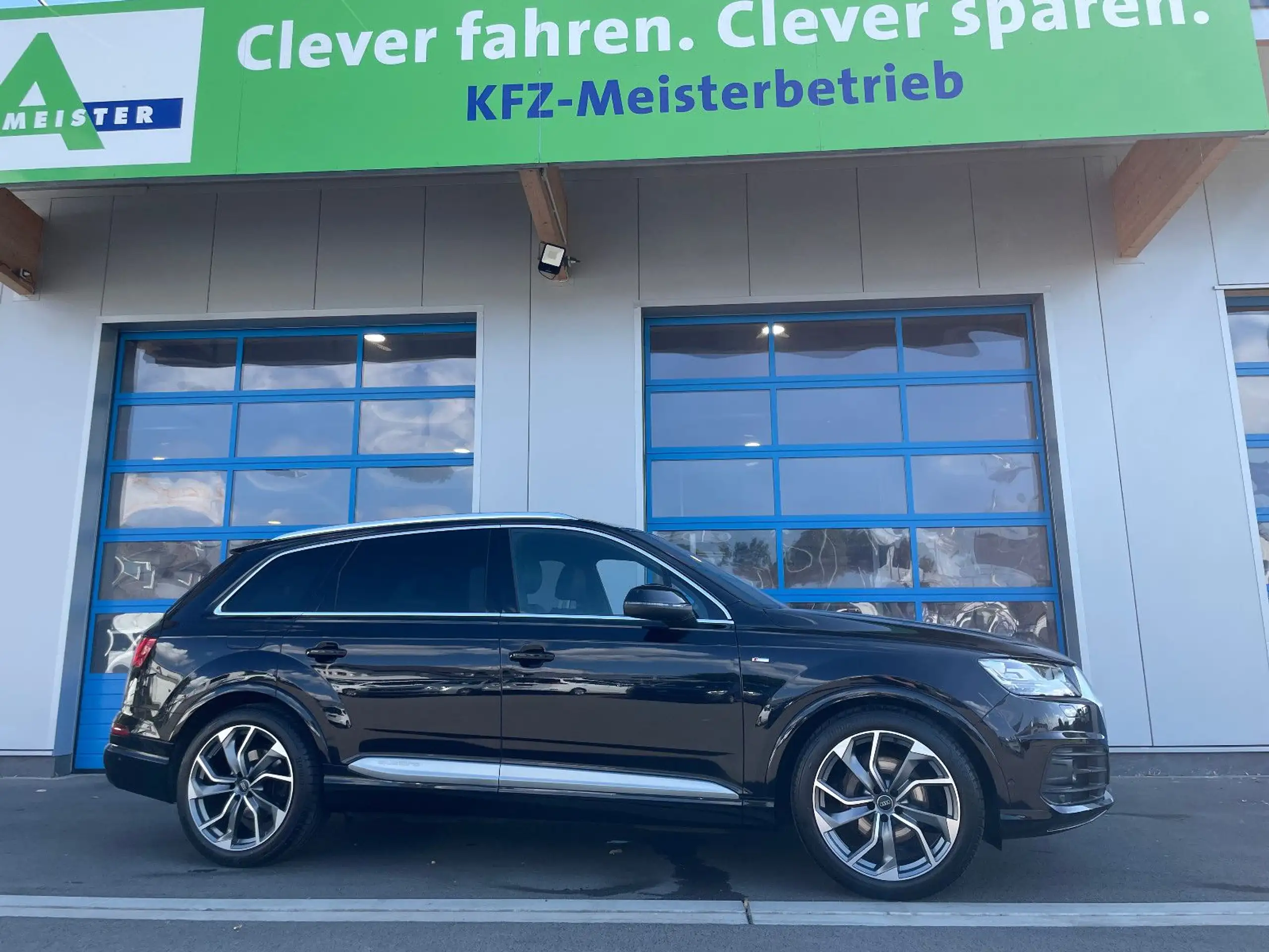 Audi - Q7