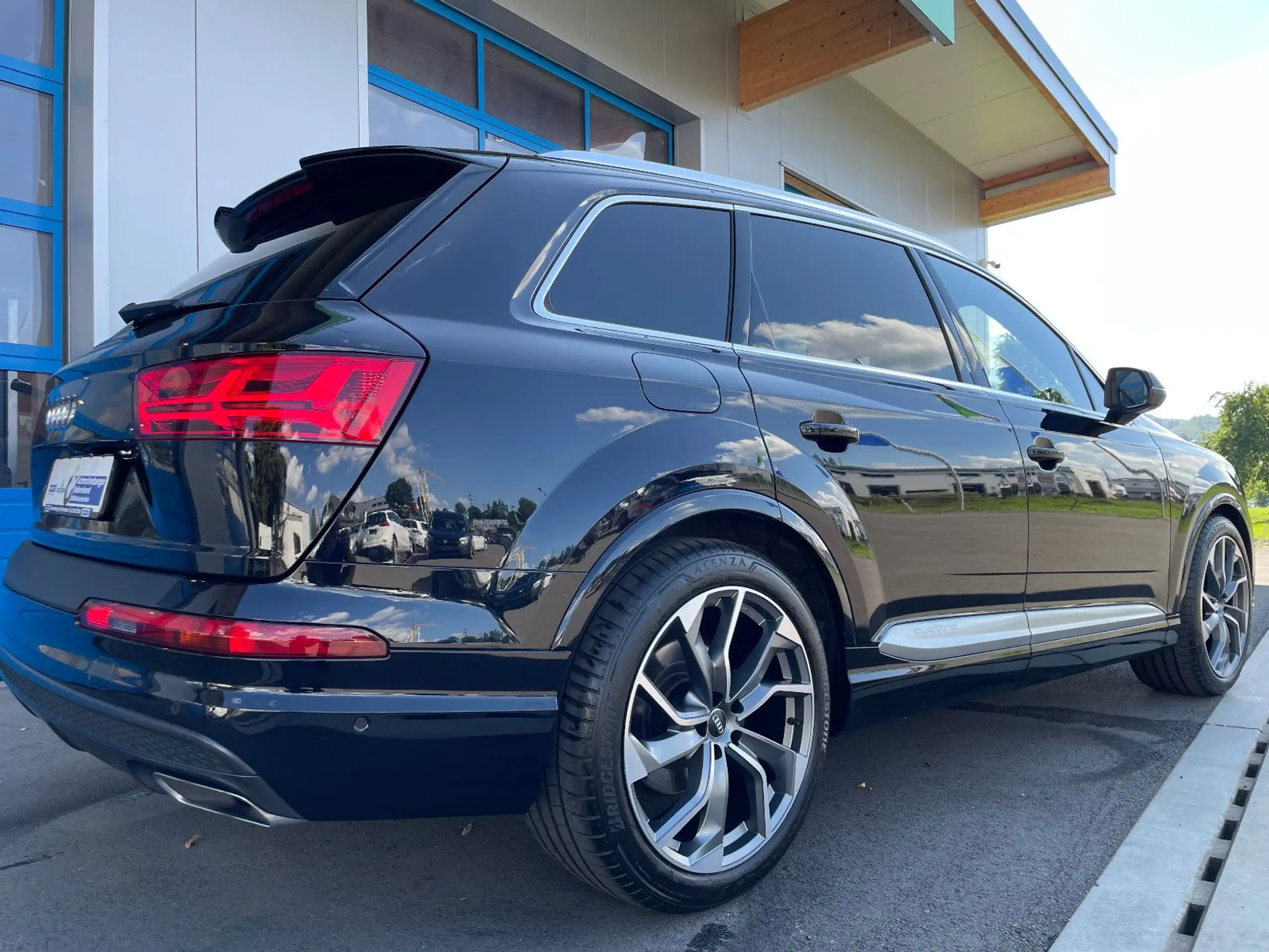 Audi - Q7