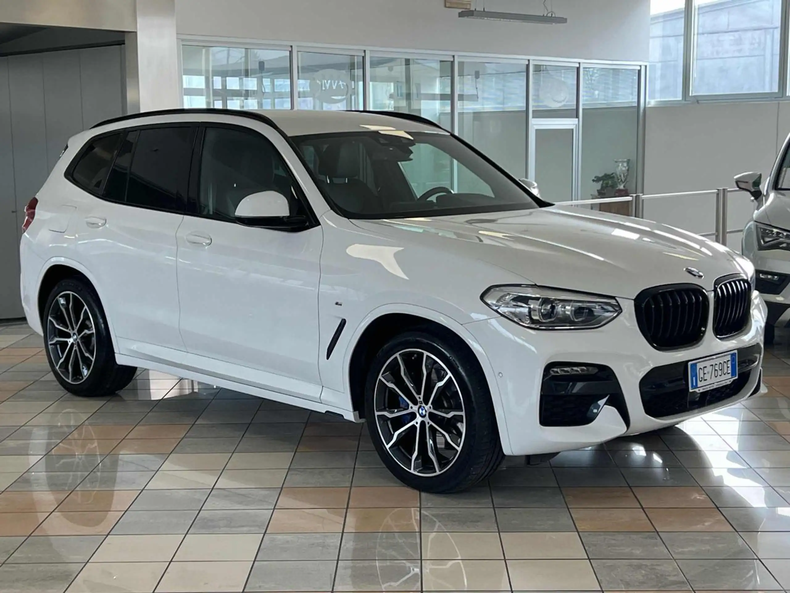 BMW - X3