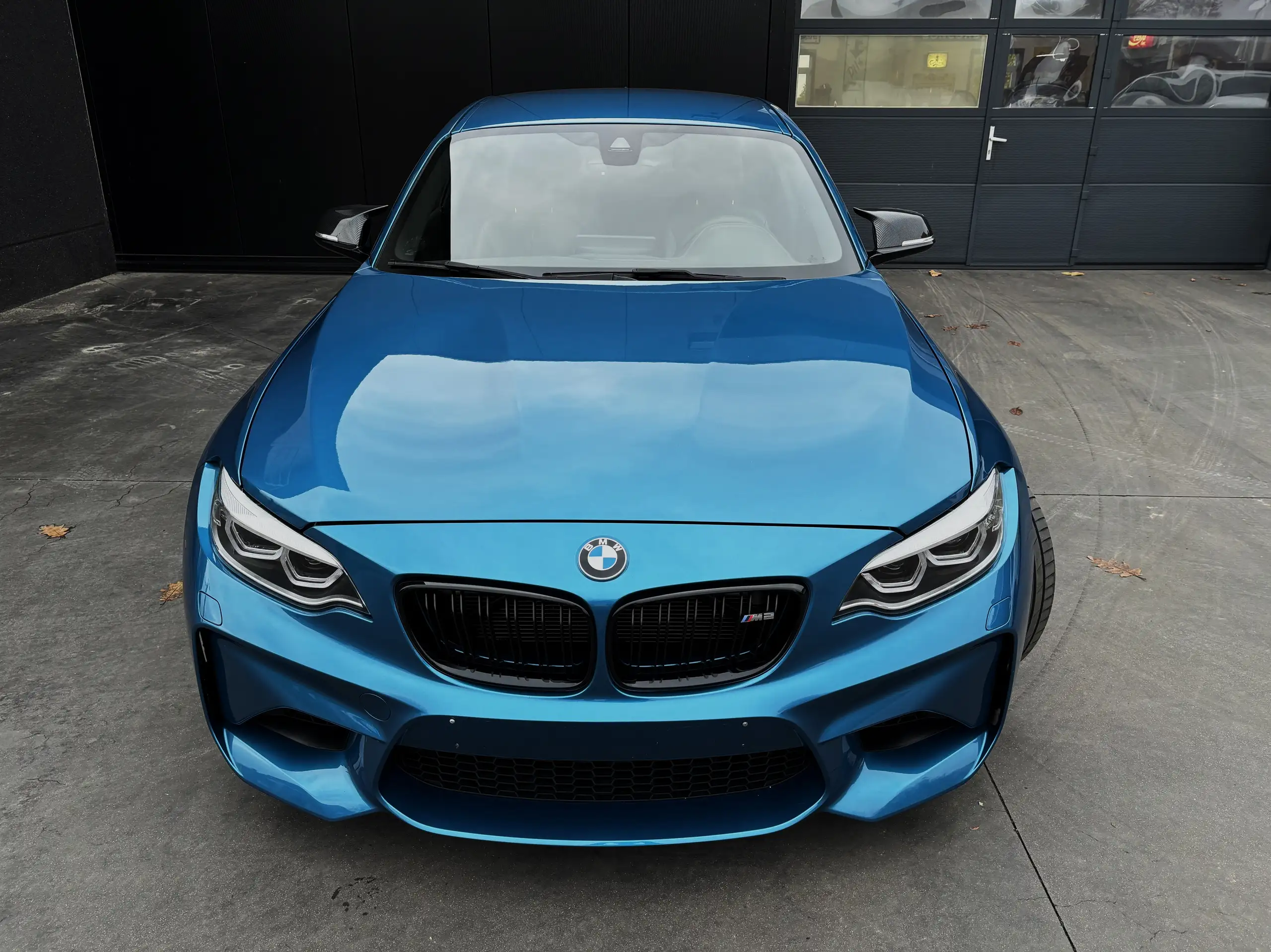 BMW - M2