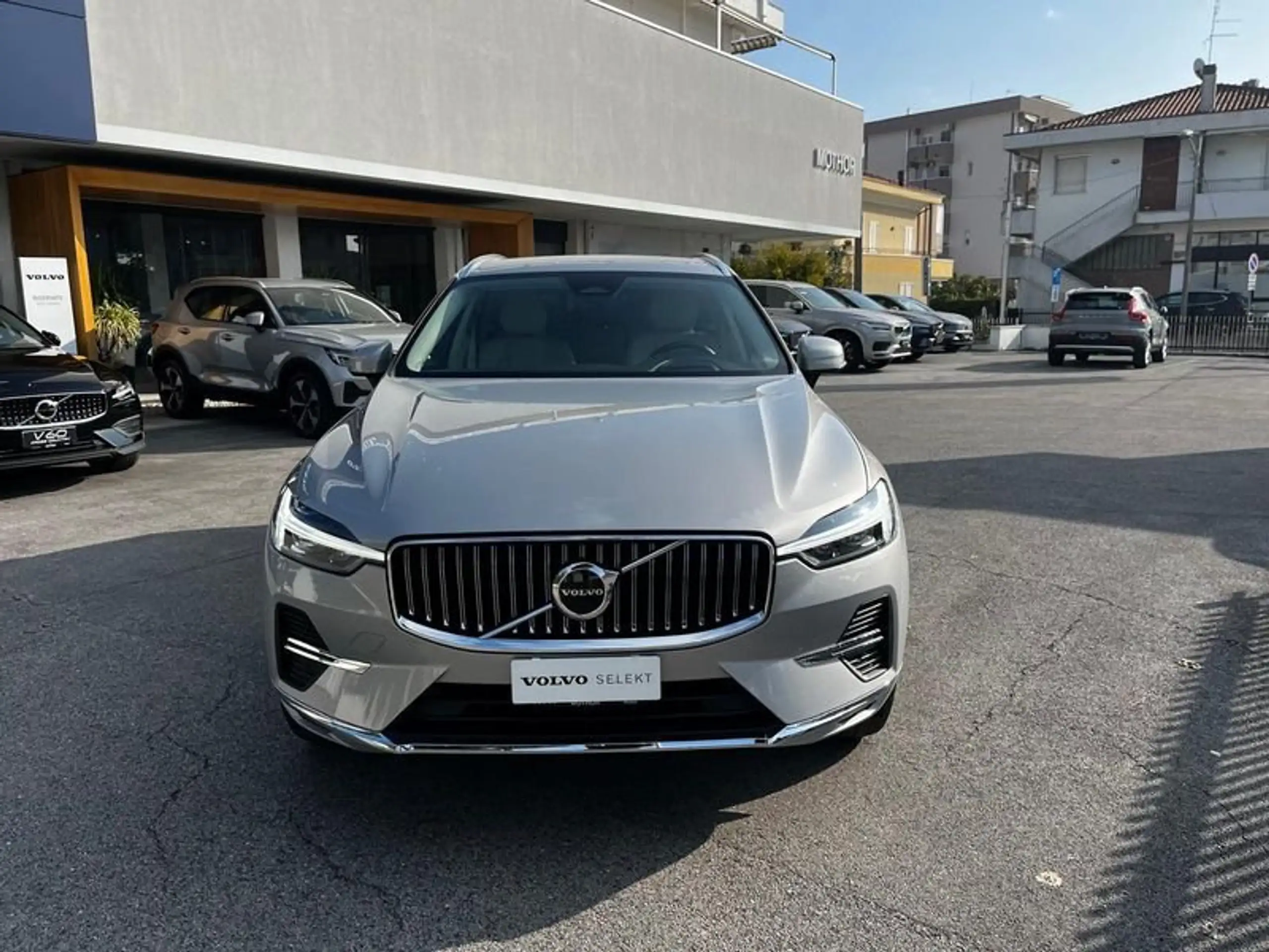 Volvo - XC60