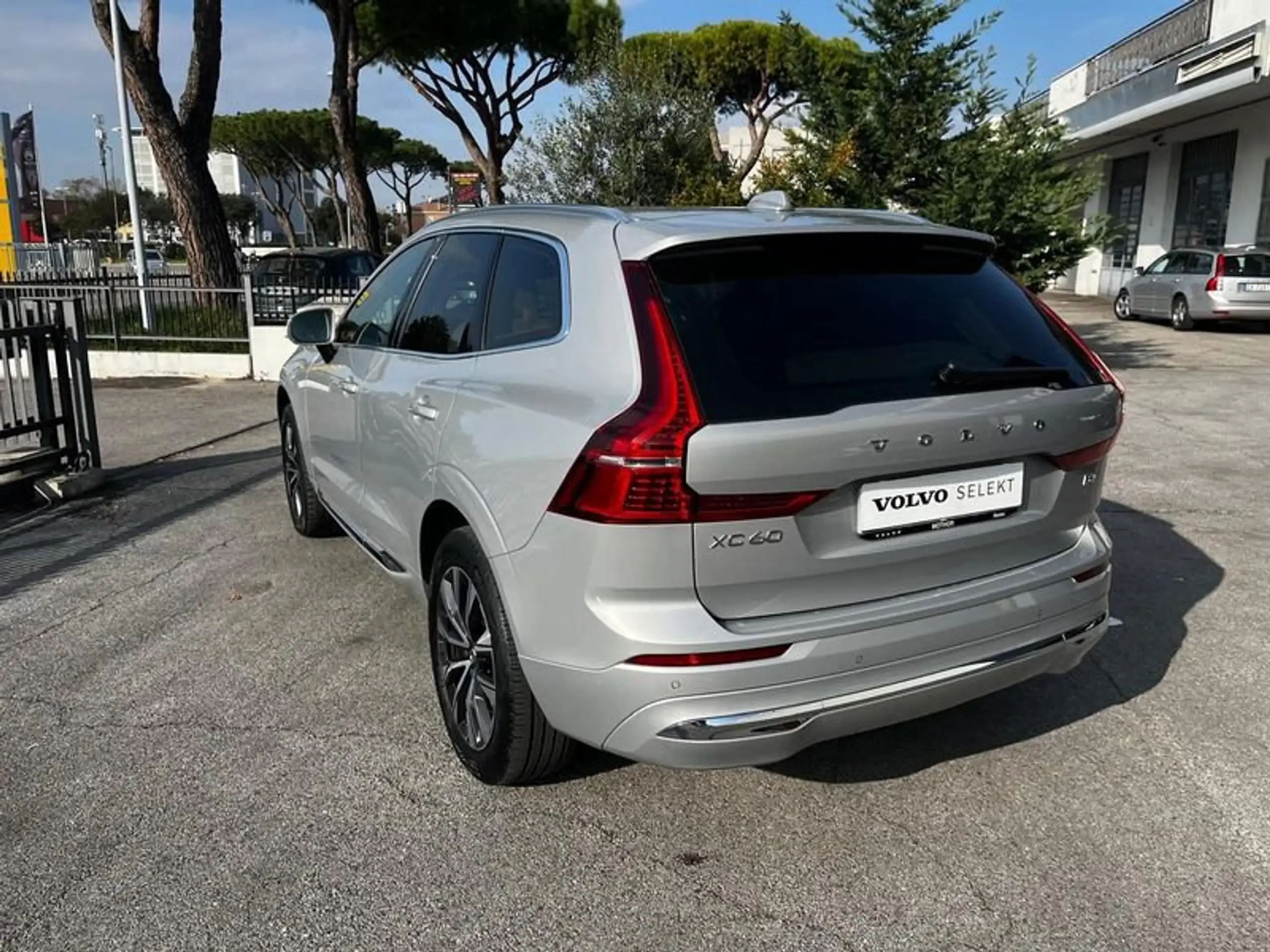 Volvo - XC60