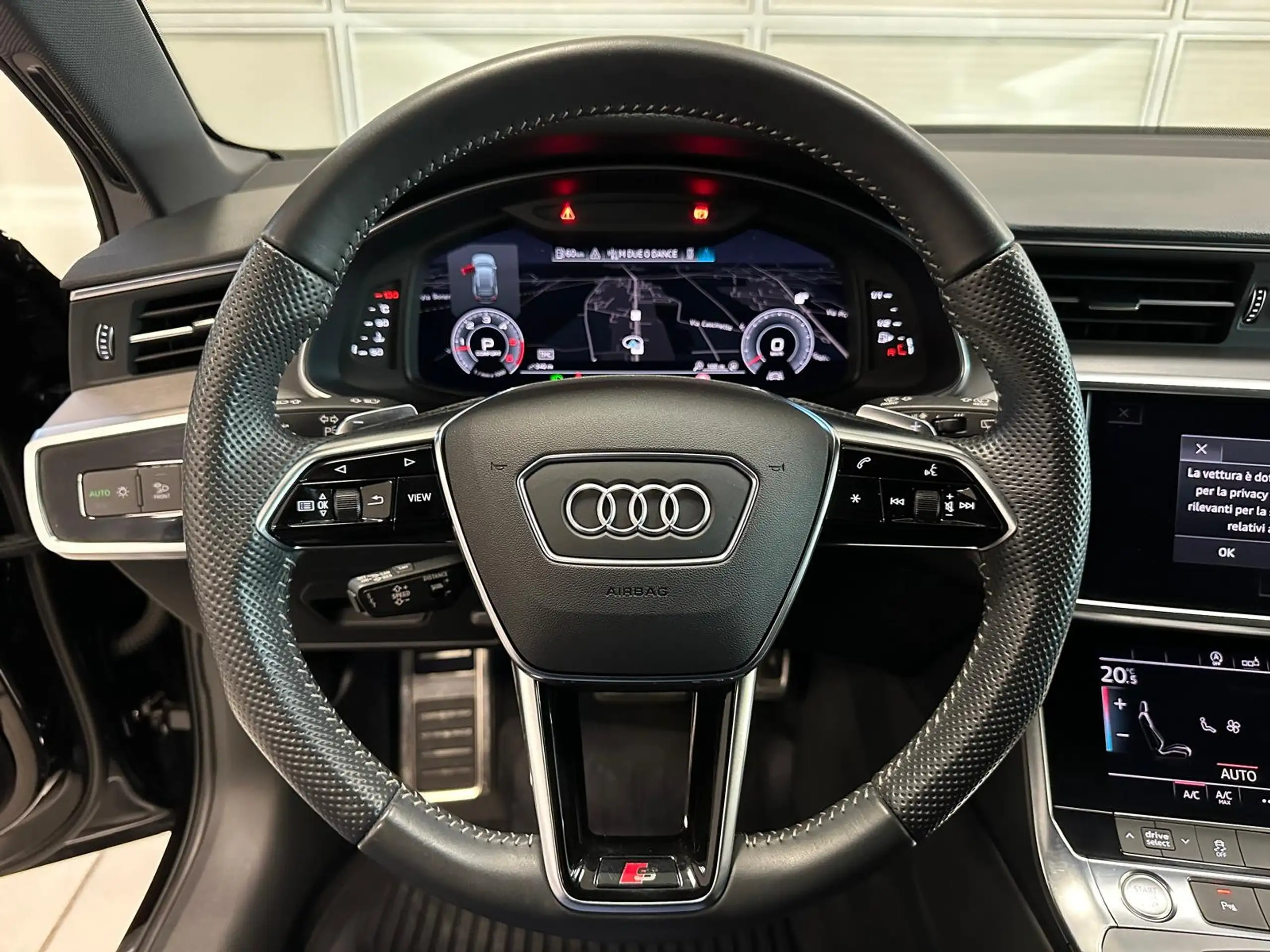 Audi - A6