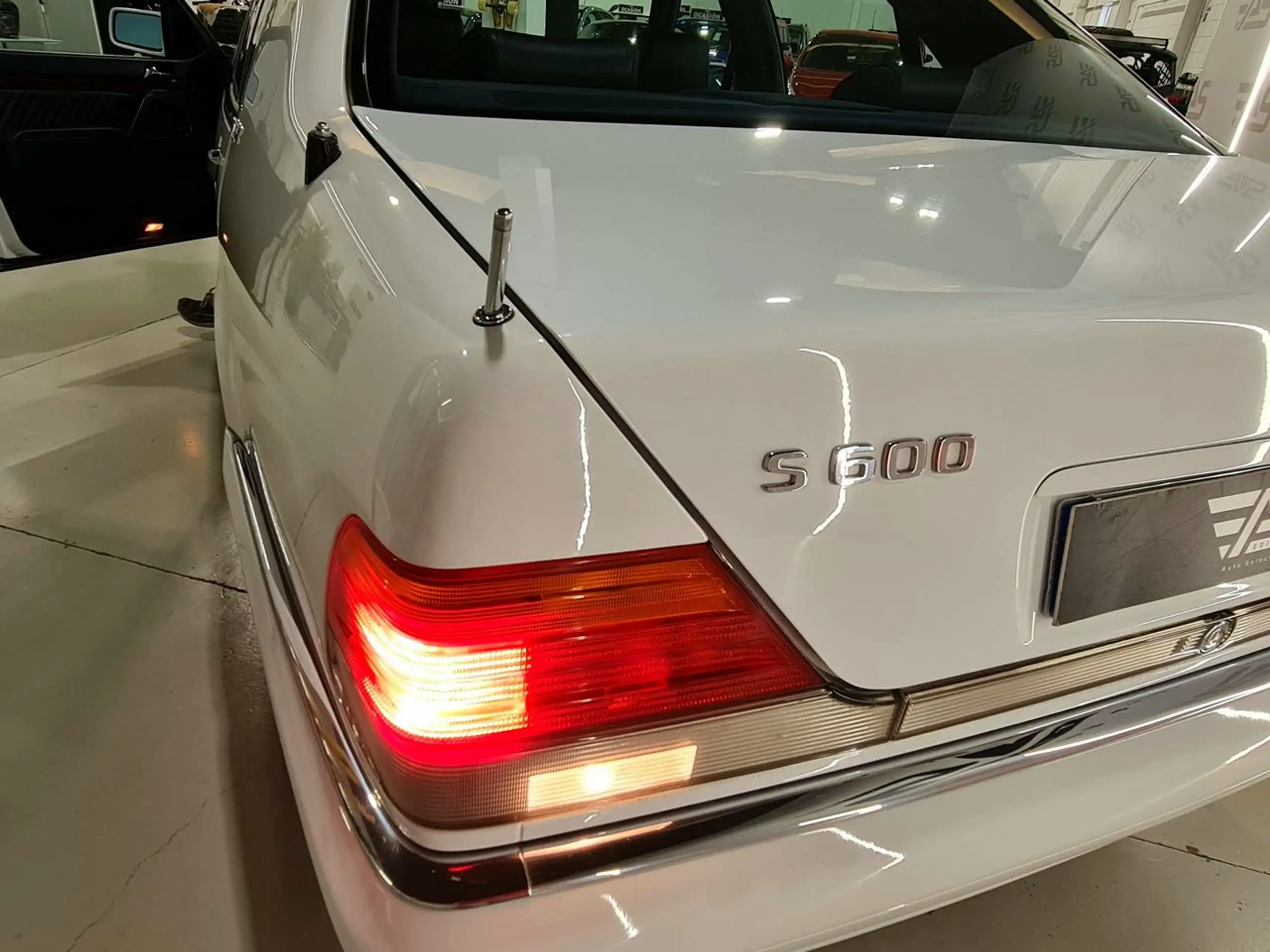 Mercedes-Benz - 600