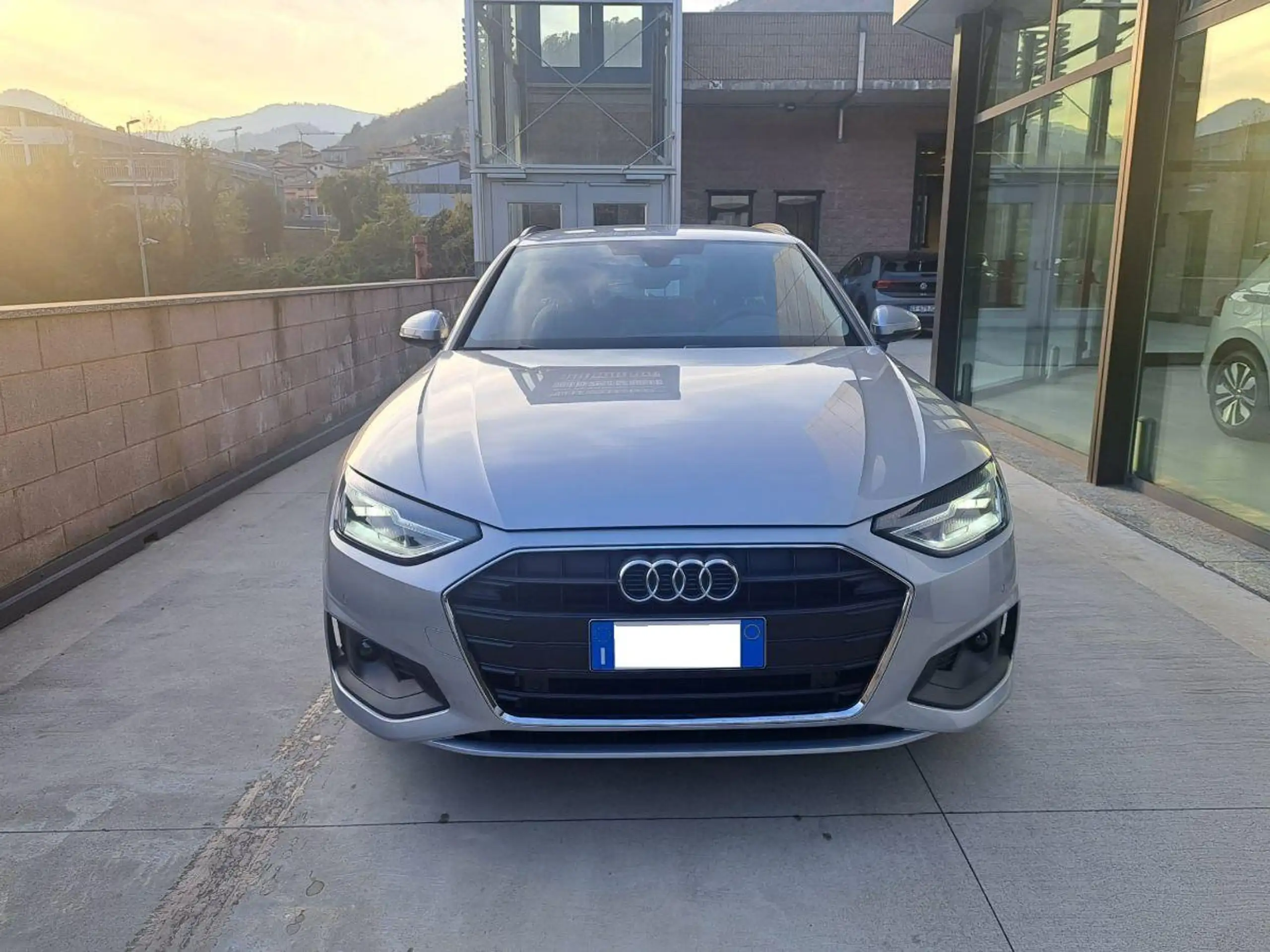 Audi - A4