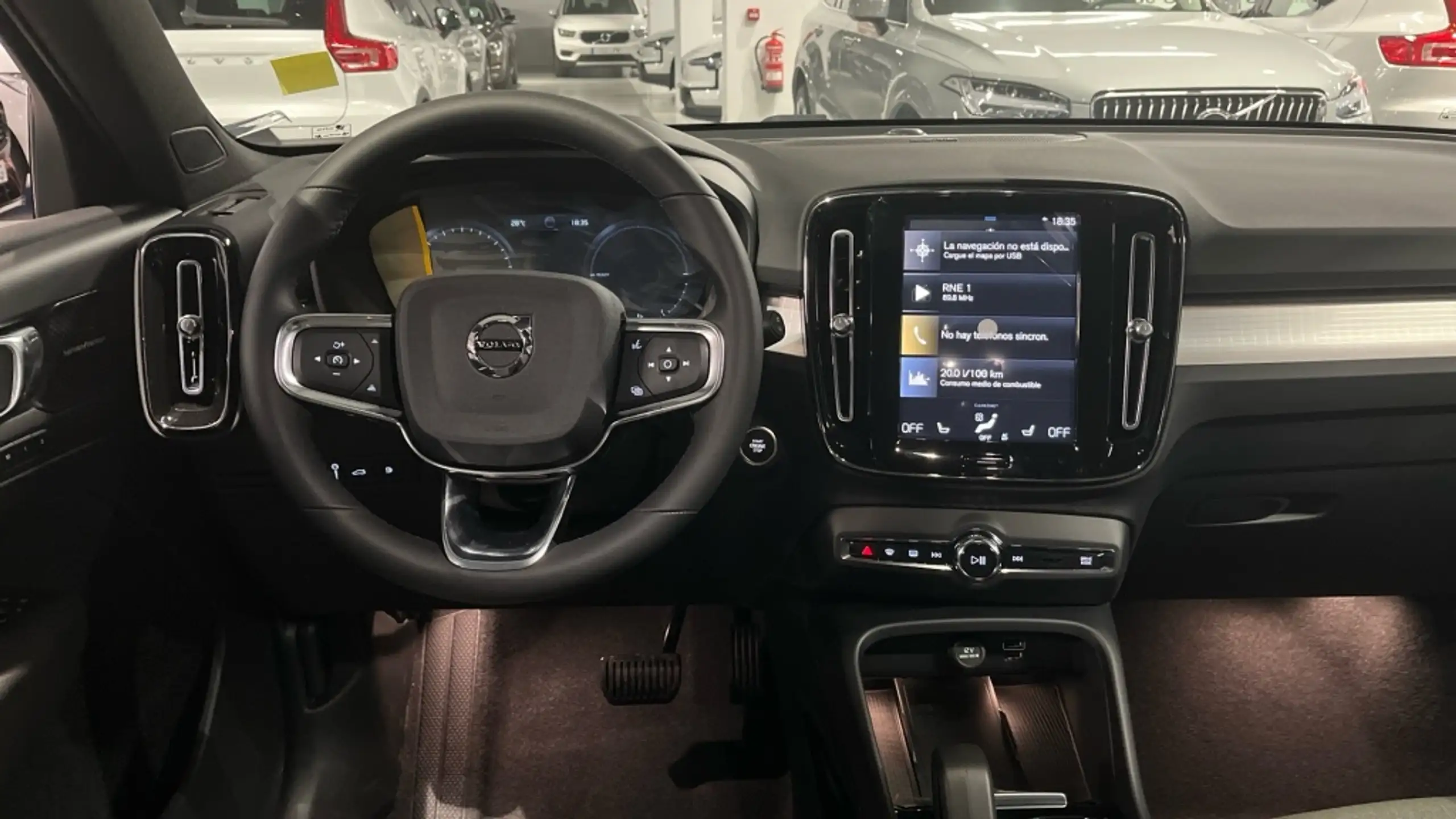 Volvo - XC40