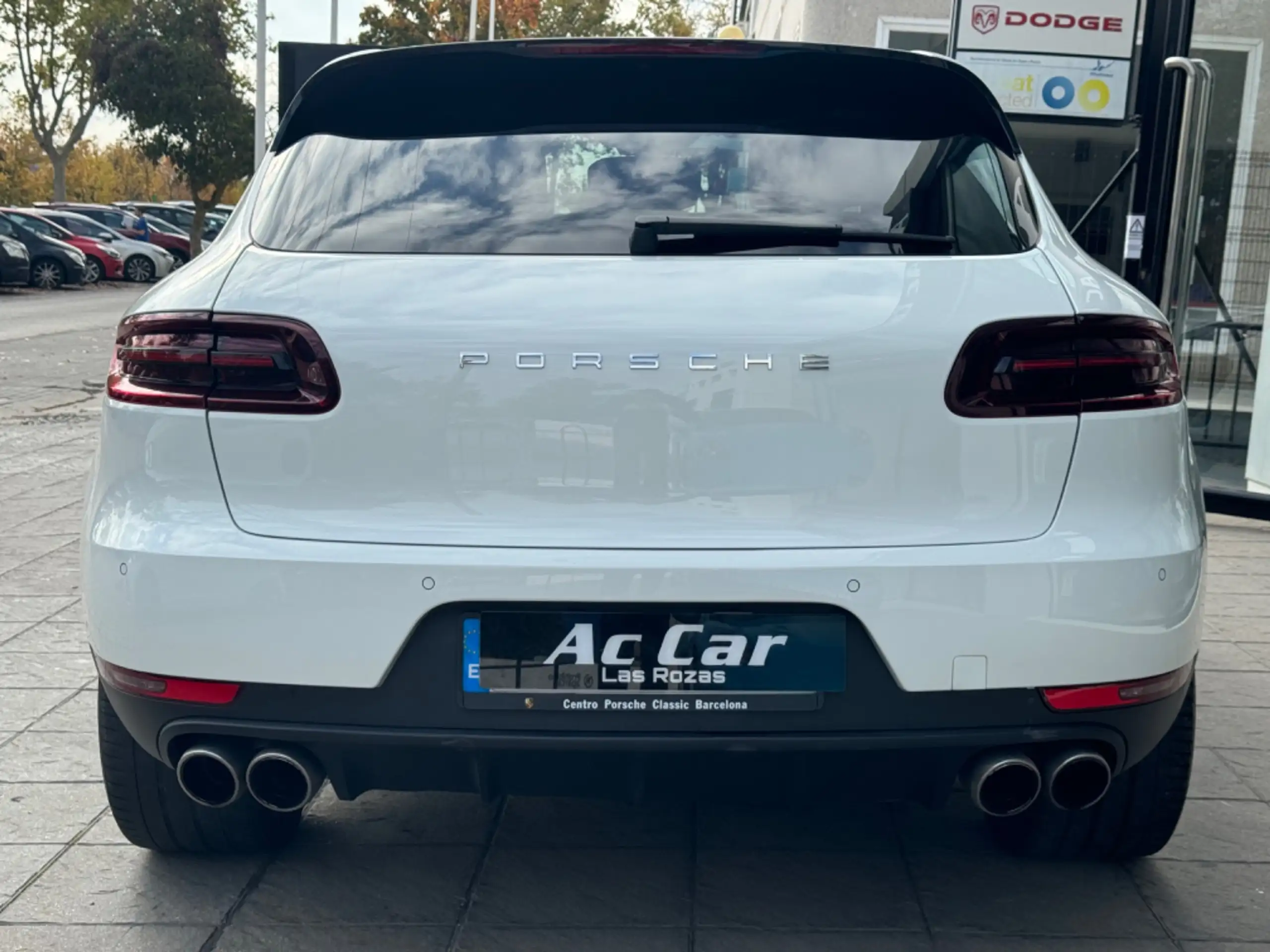 Porsche - Macan