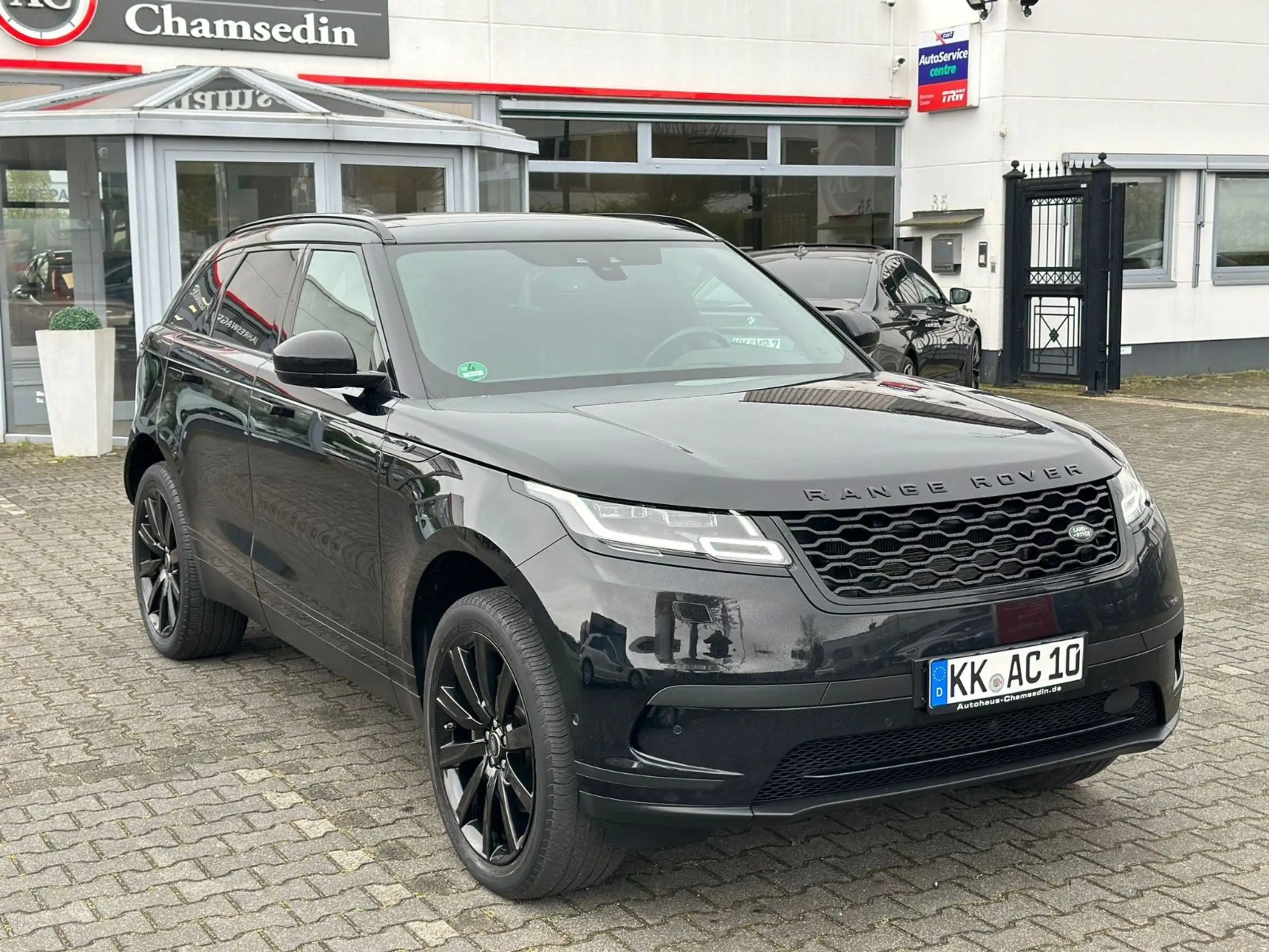 Land Rover - Range Rover Velar