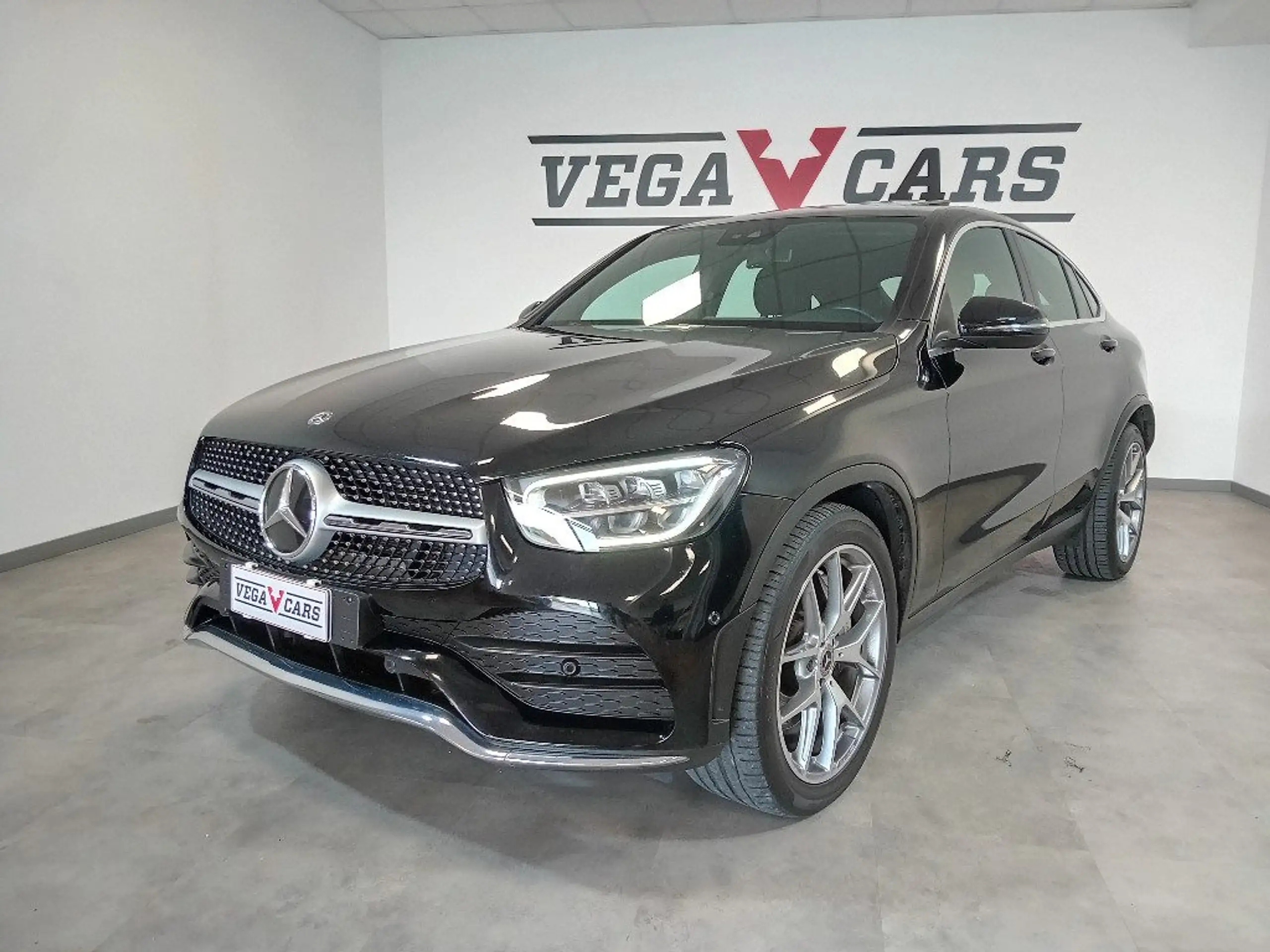 Mercedes-Benz - GLC 300