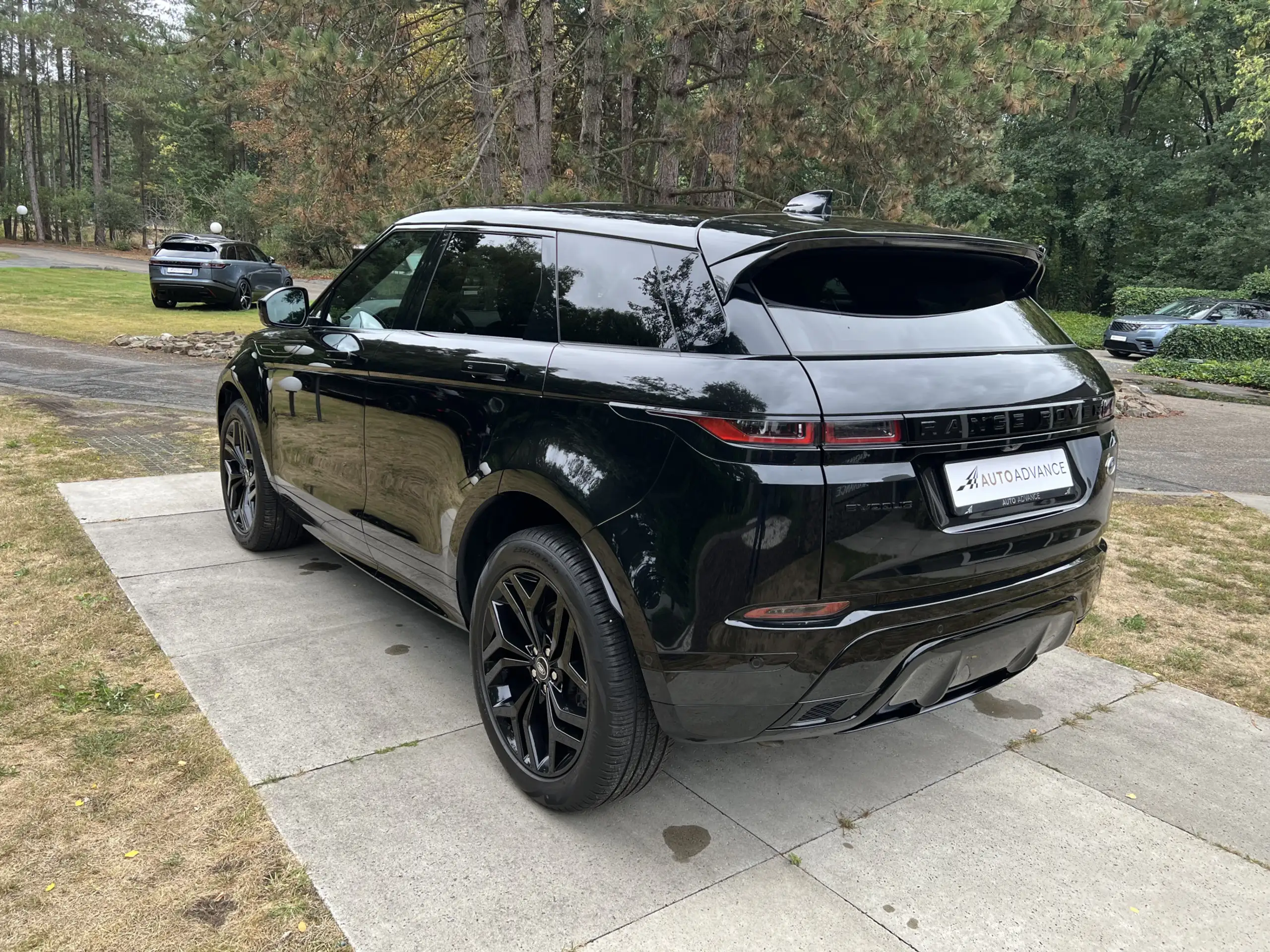 Land Rover - Range Rover Evoque