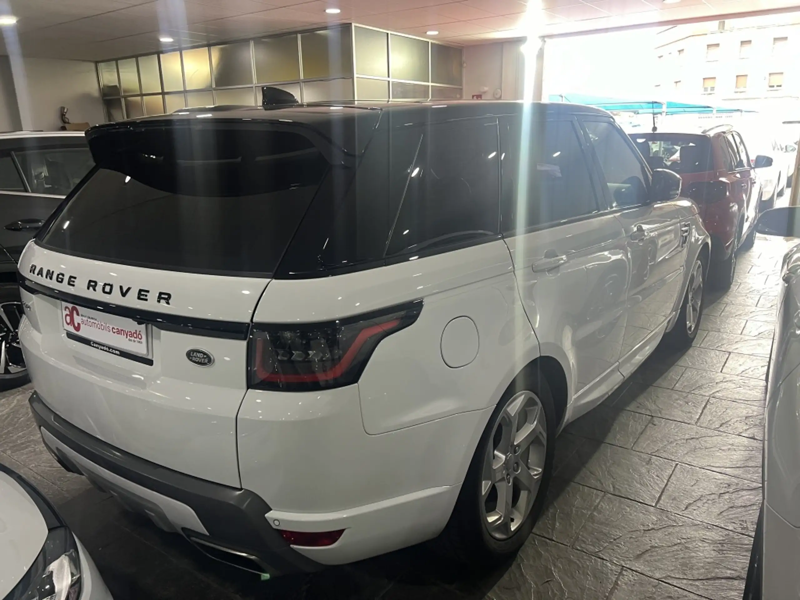 Land Rover - Range Rover Sport