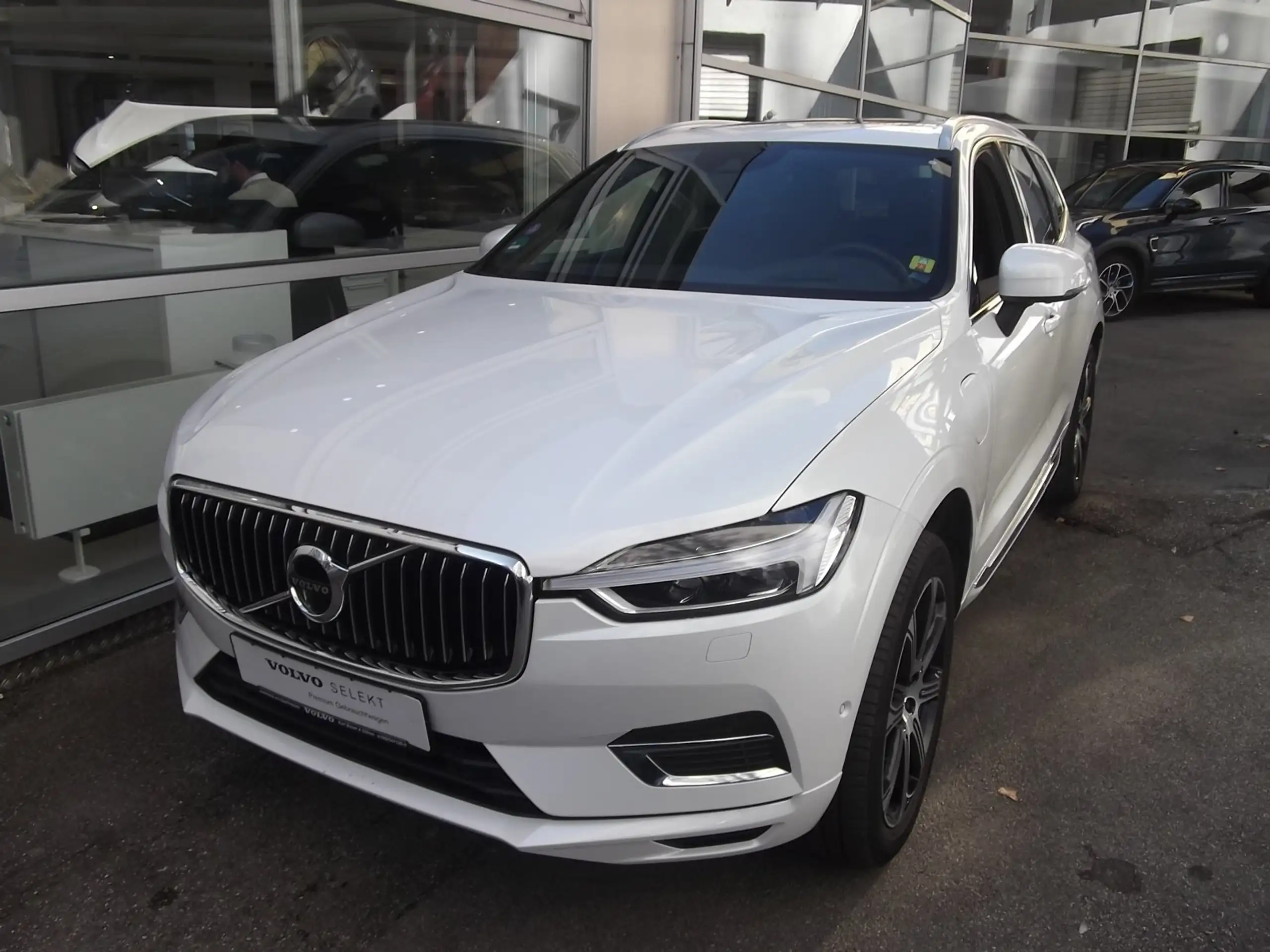 Volvo - XC60