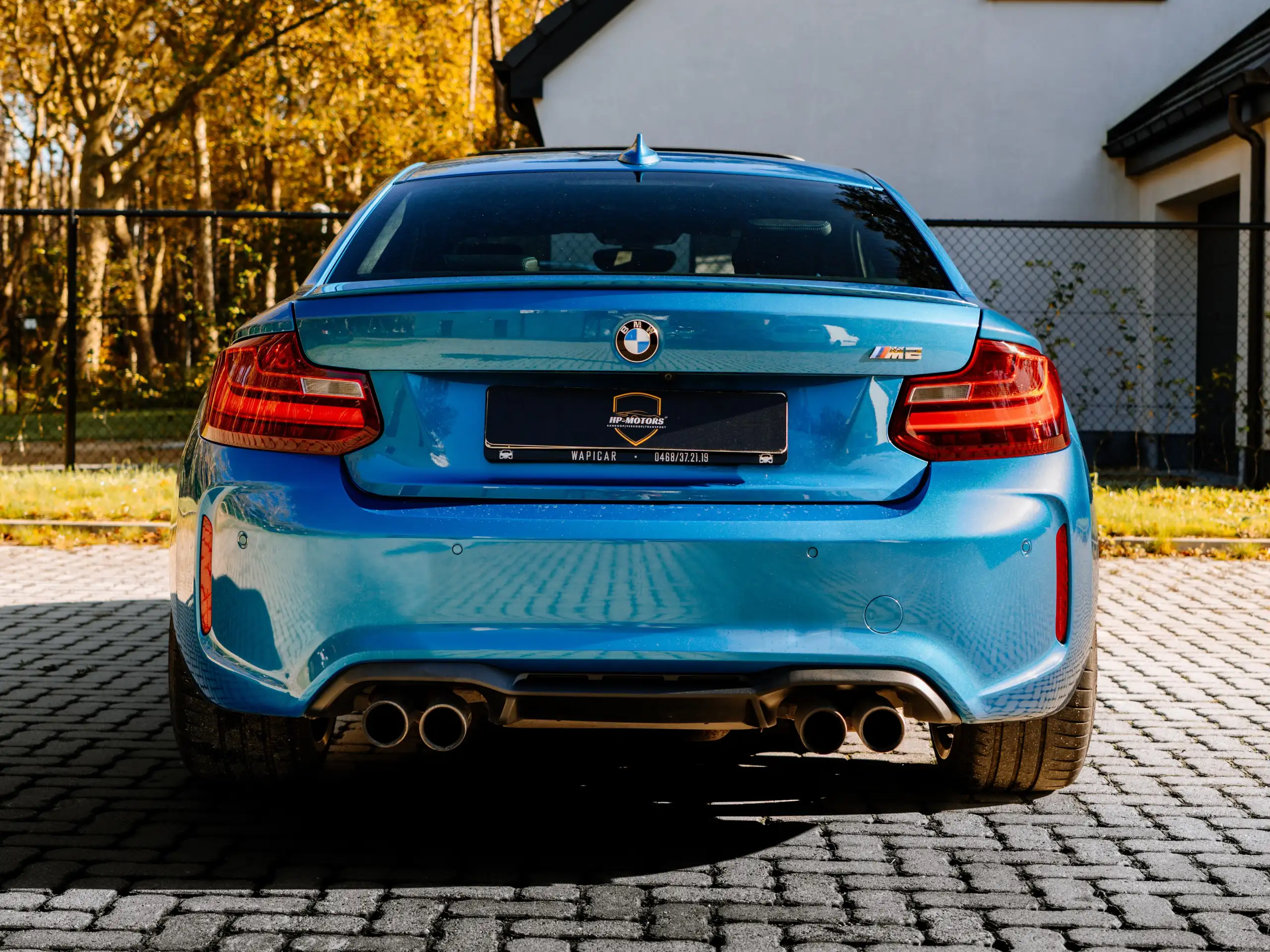 BMW - M2