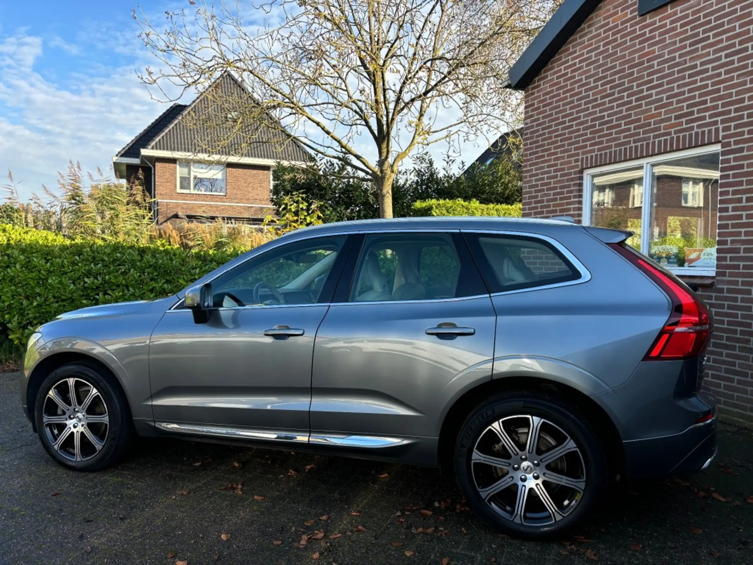 Volvo - XC60