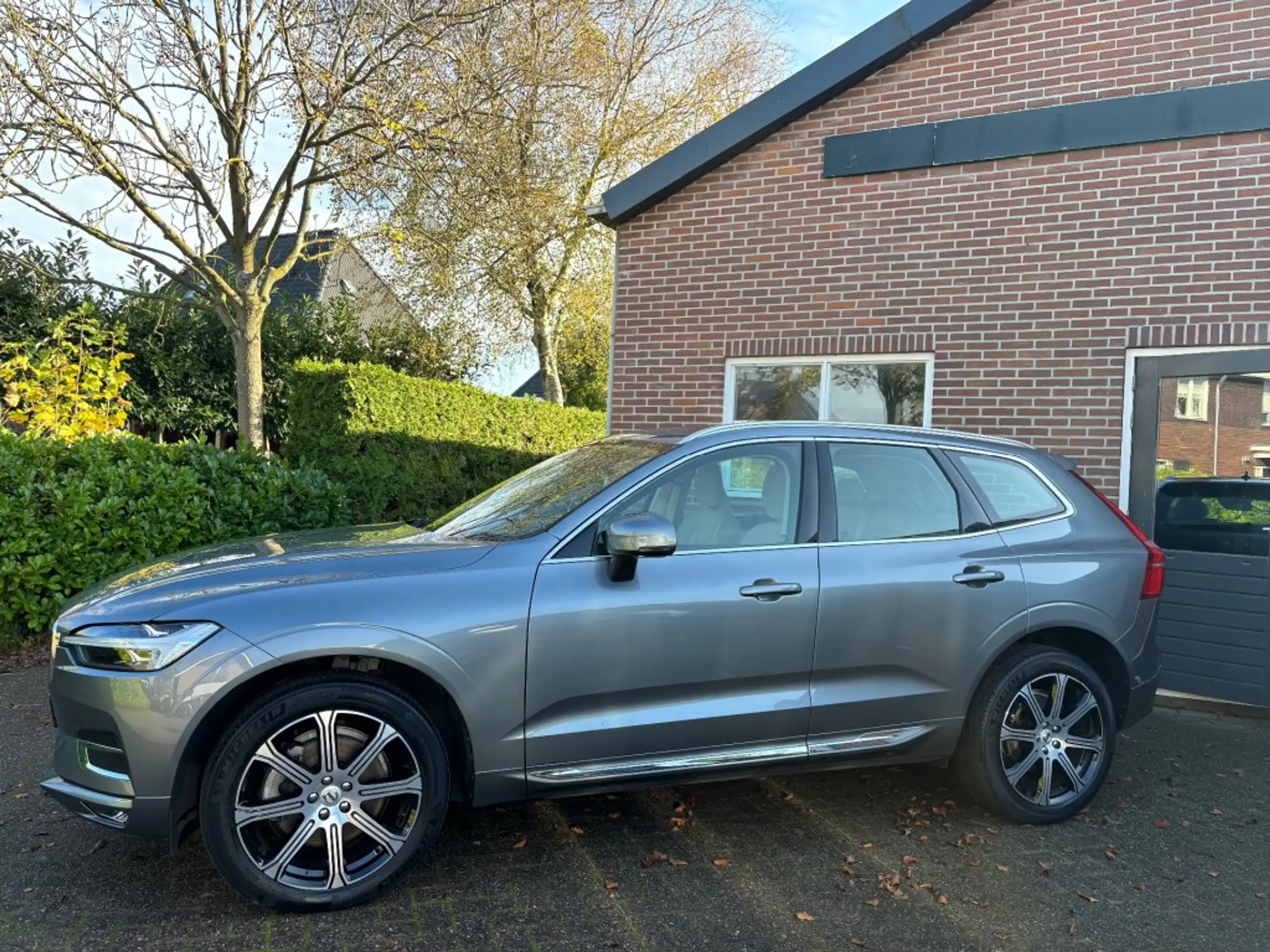 Volvo - XC60