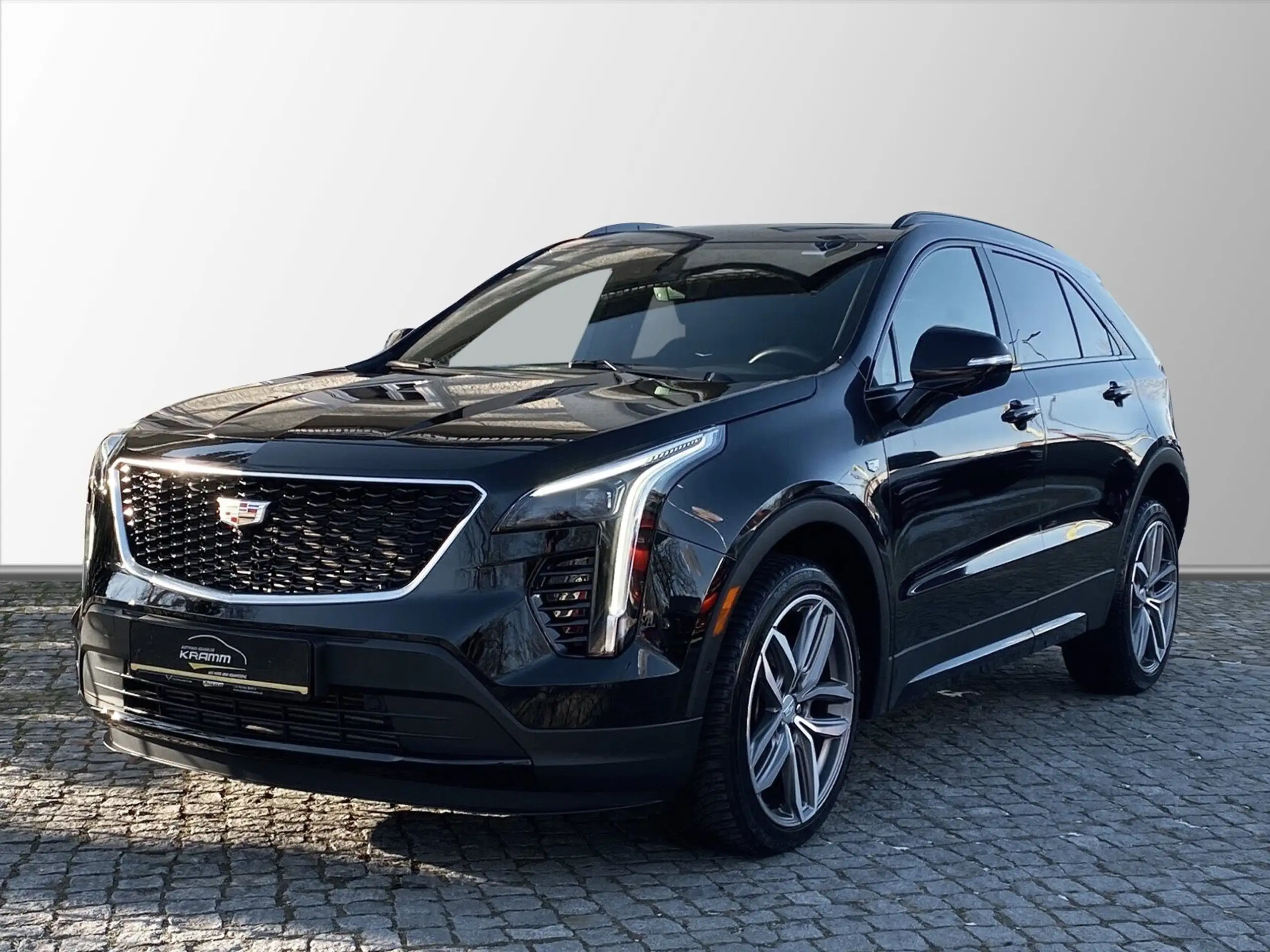 Cadillac - XT4