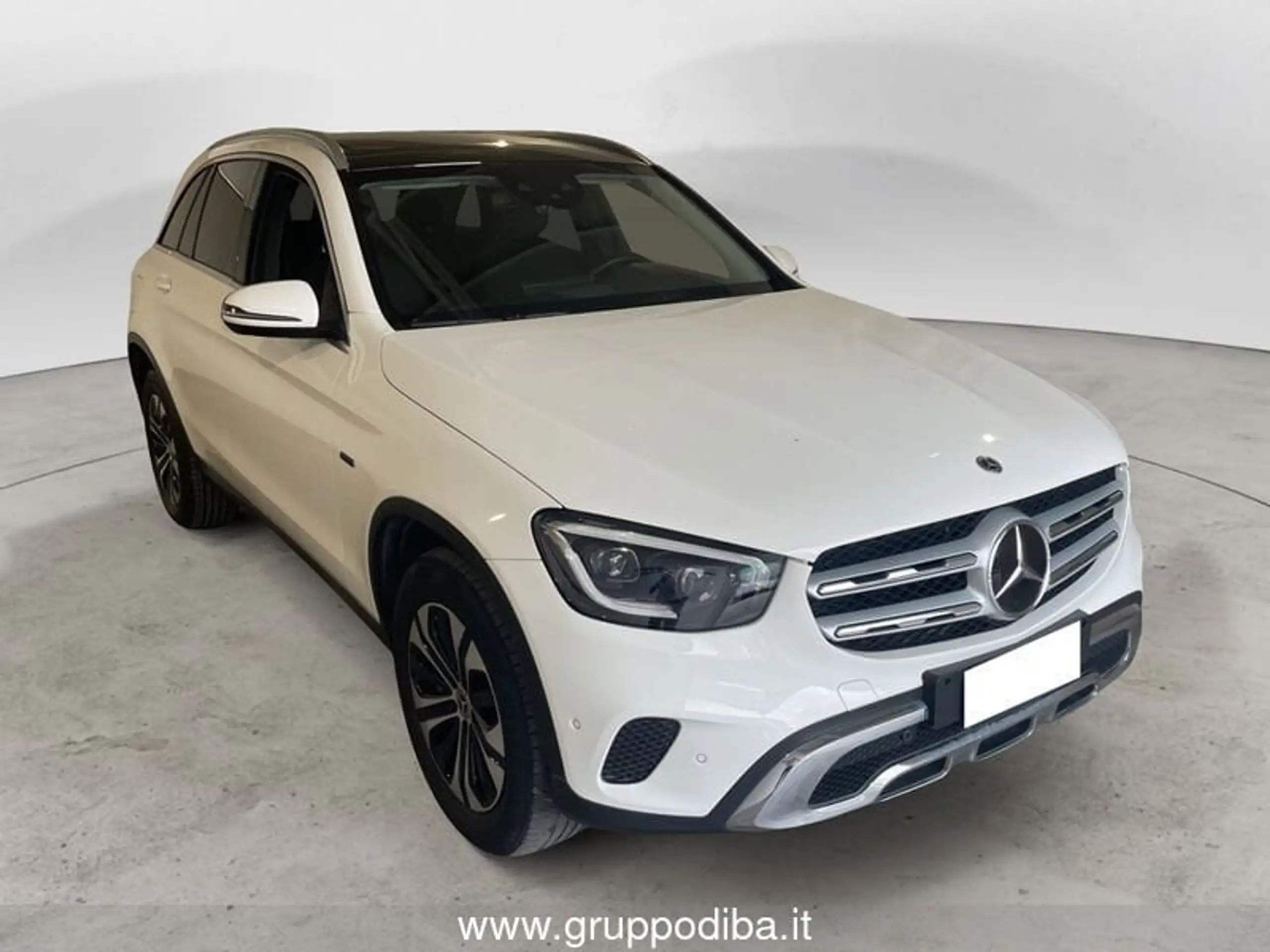 Mercedes-Benz - GLC 300