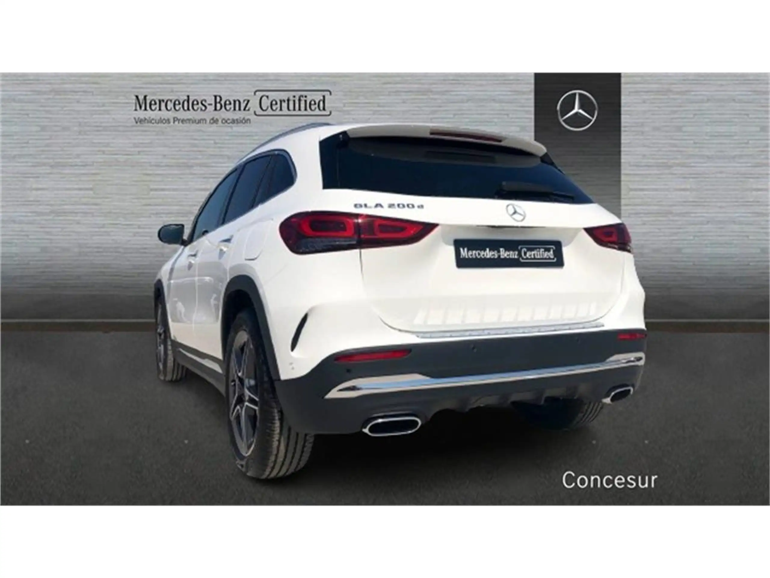 Mercedes-Benz - GLA 200