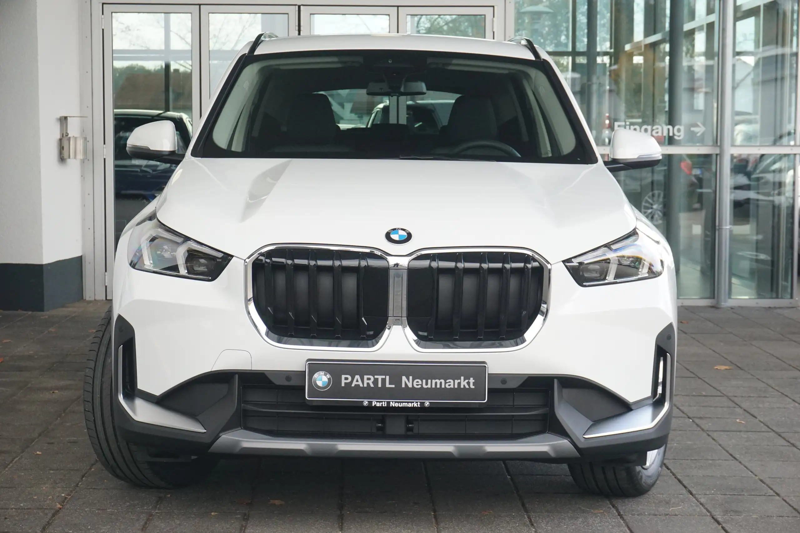 BMW - X1