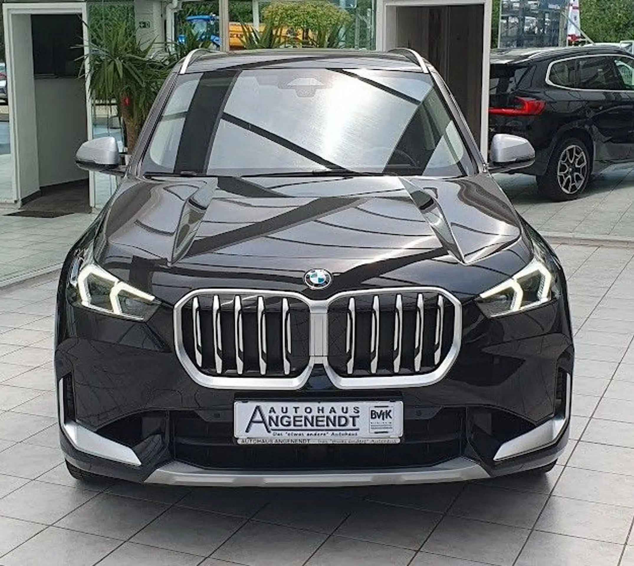 BMW - X1