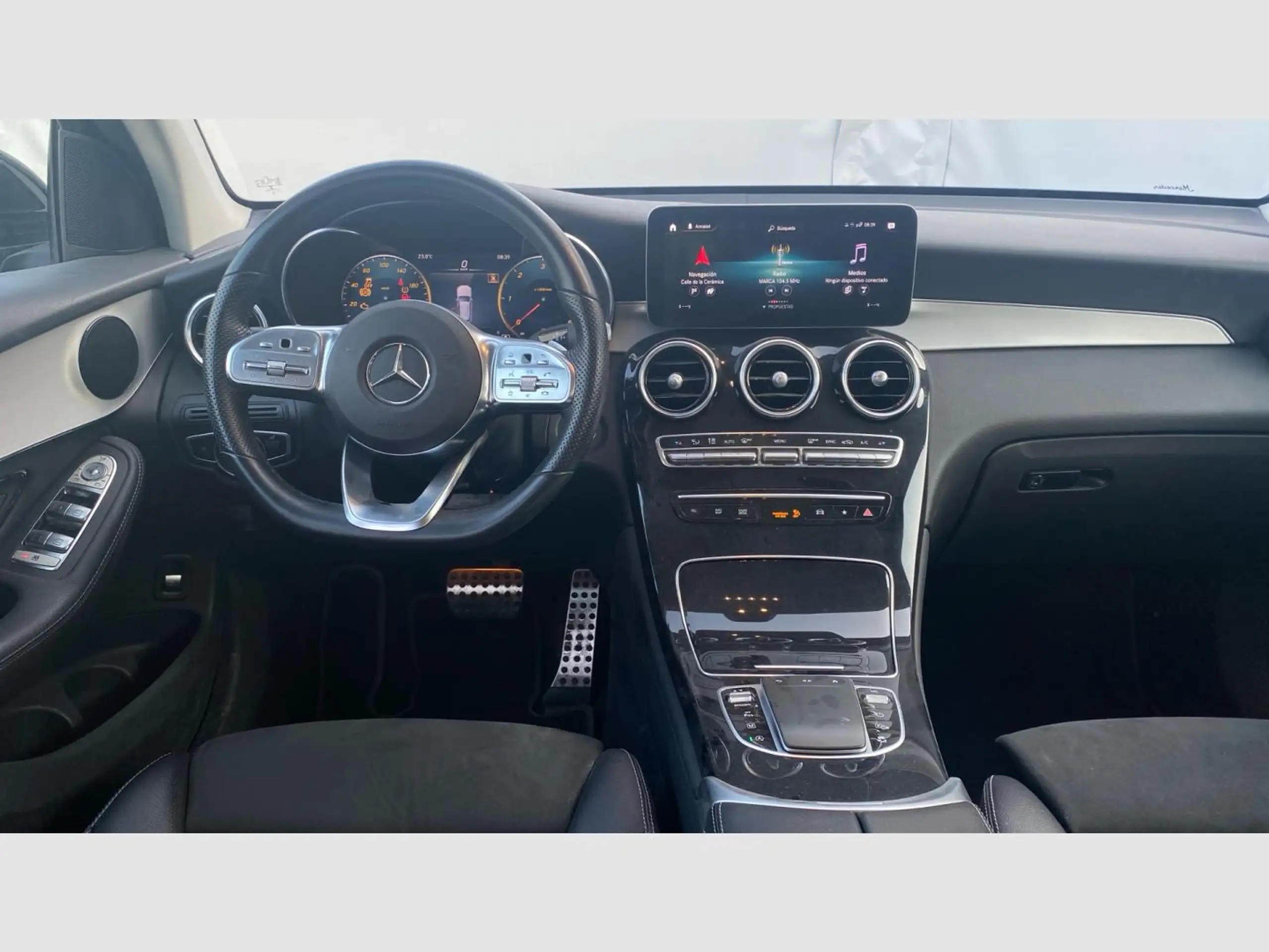 Mercedes-Benz - GLC 220