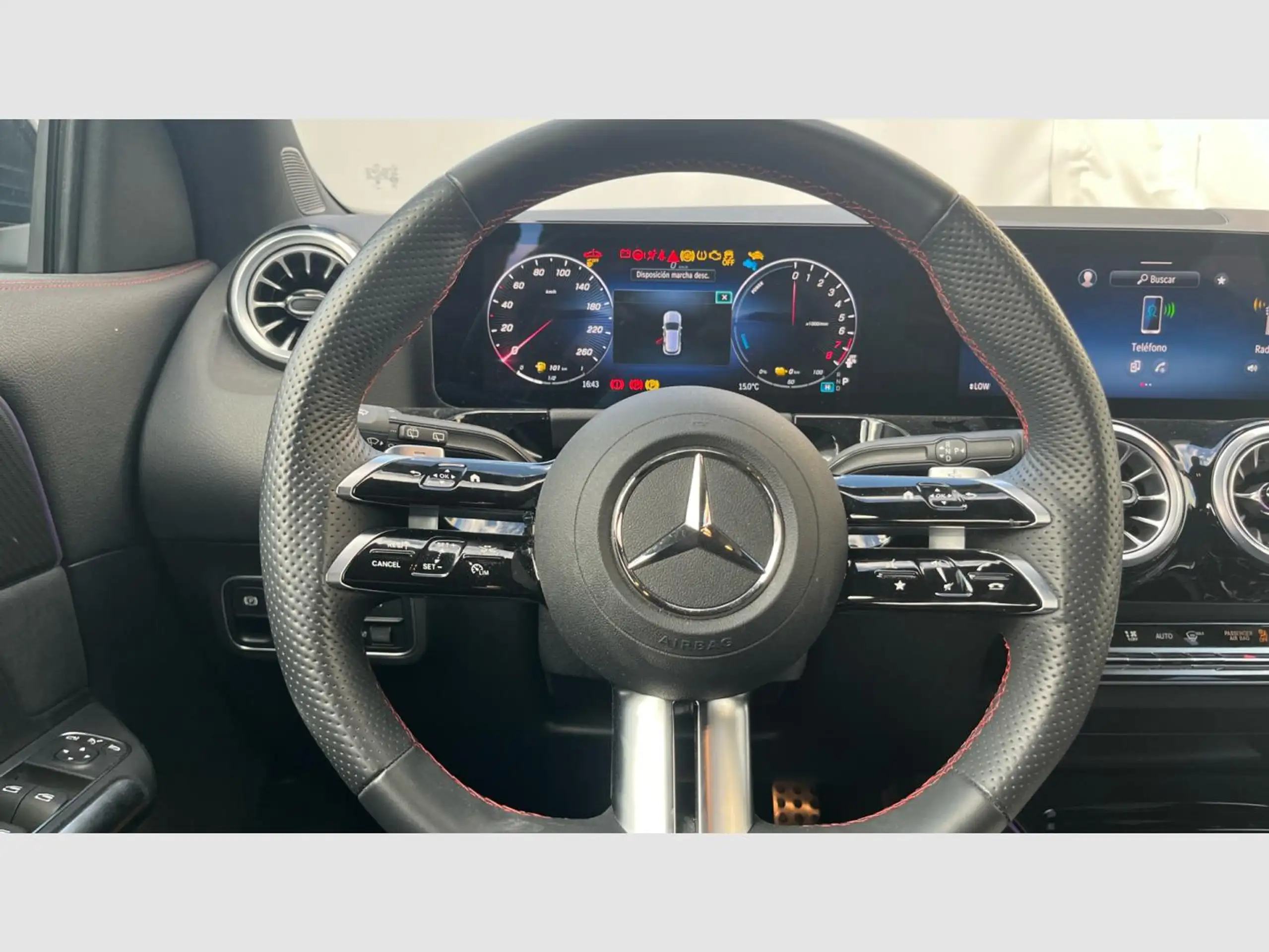 Mercedes-Benz - GLA 250