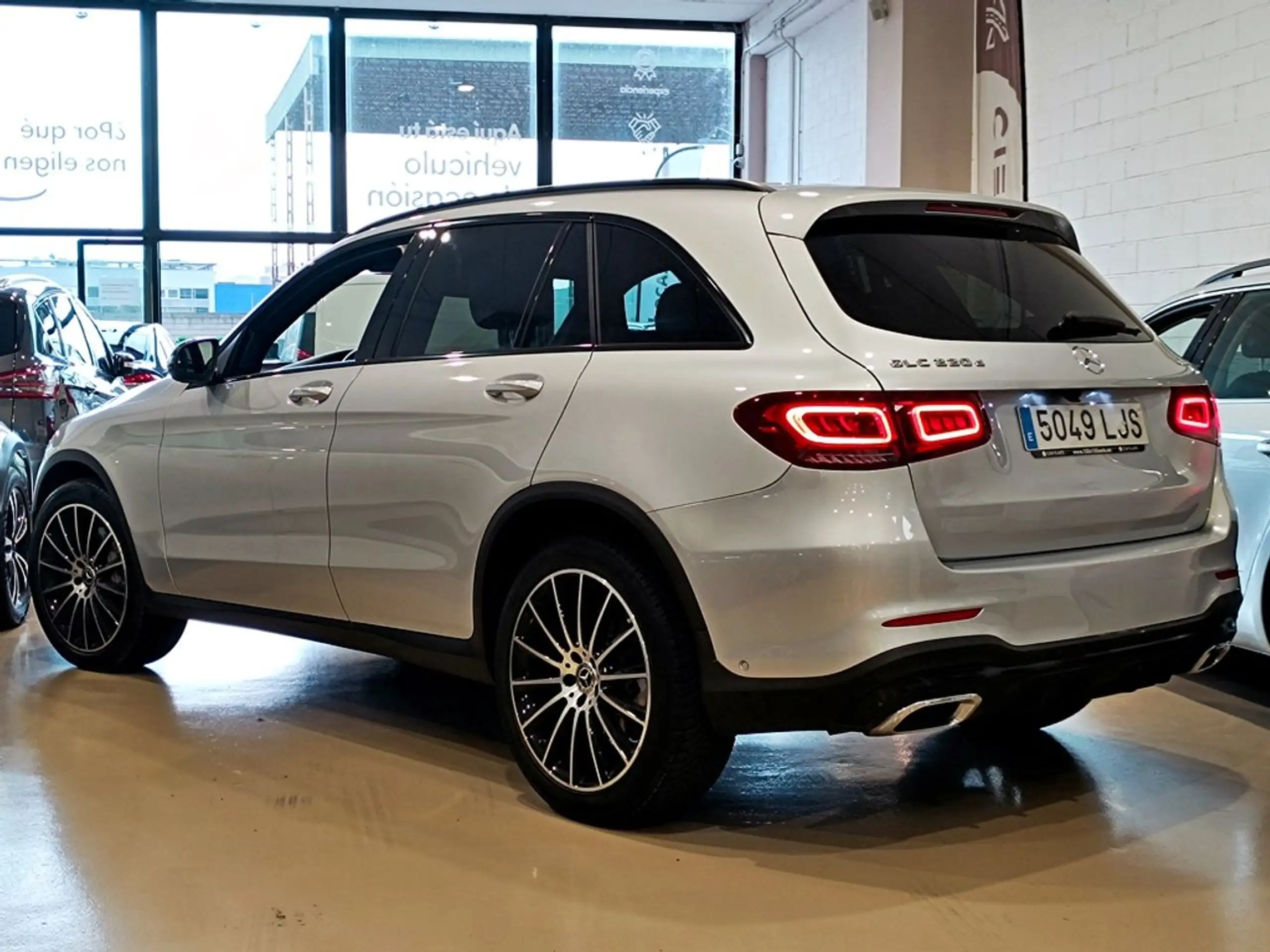 Mercedes-Benz - GLC 220