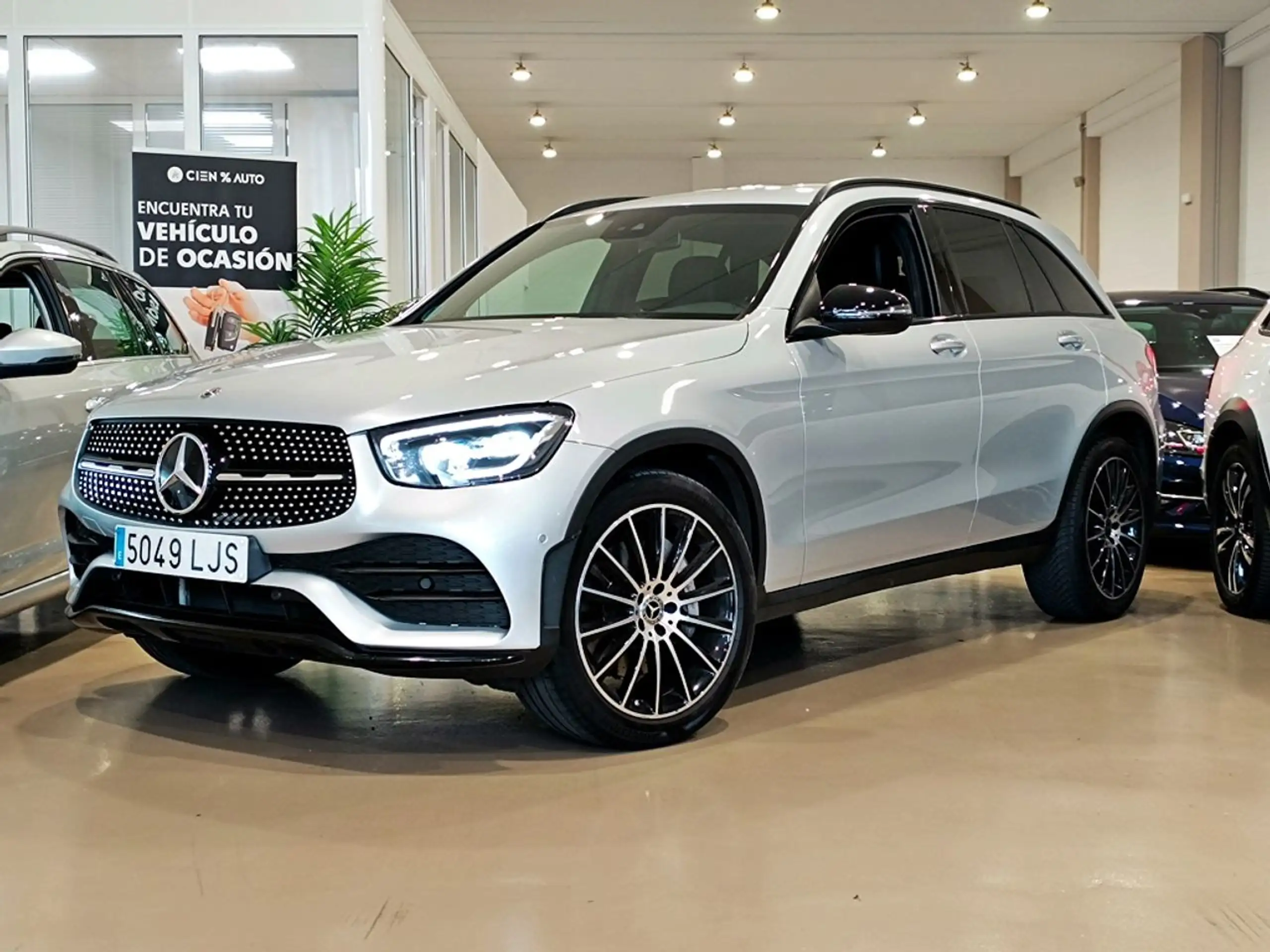 Mercedes-Benz - GLC 220