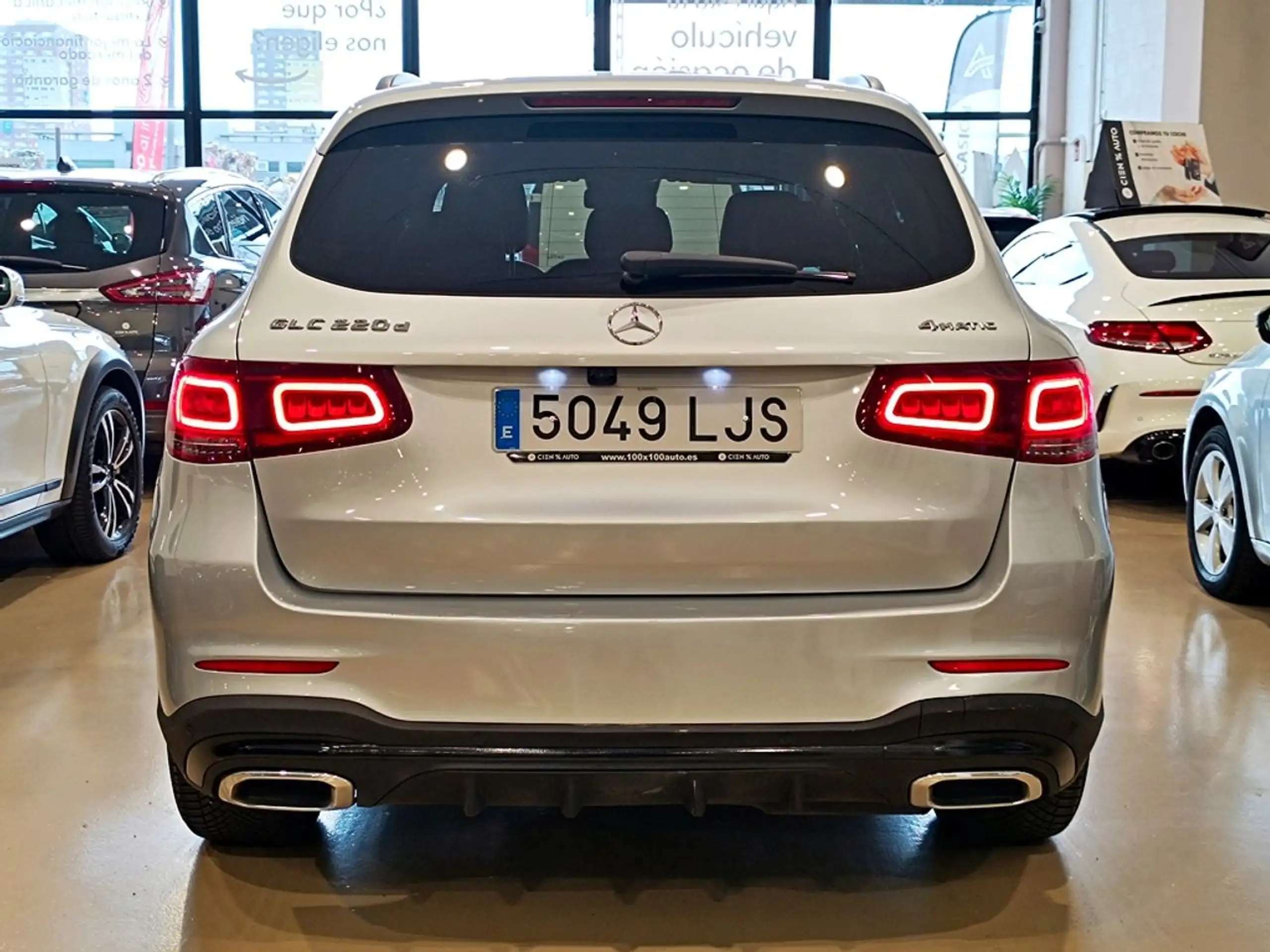 Mercedes-Benz - GLC 220