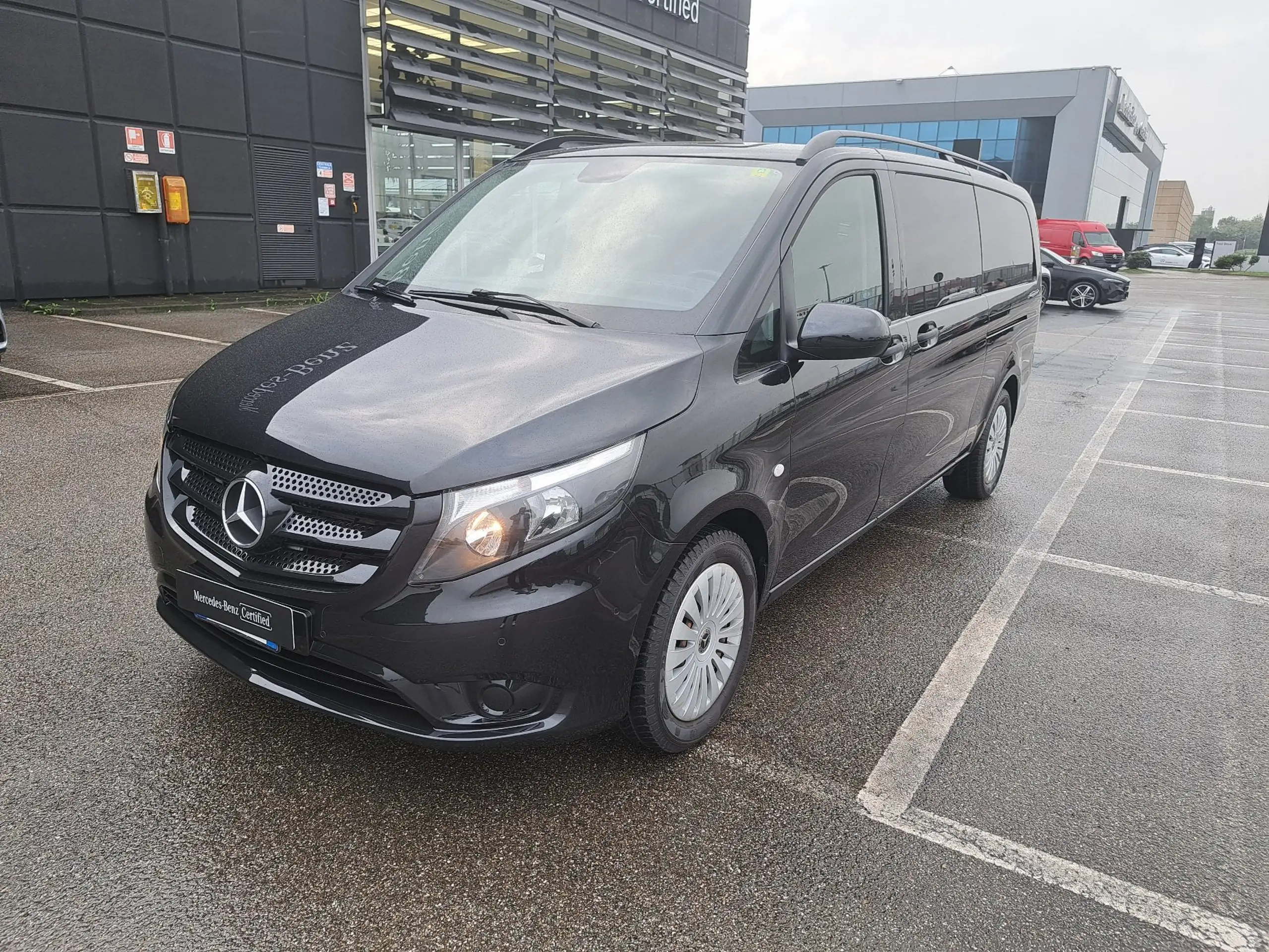 Mercedes-Benz - Vito