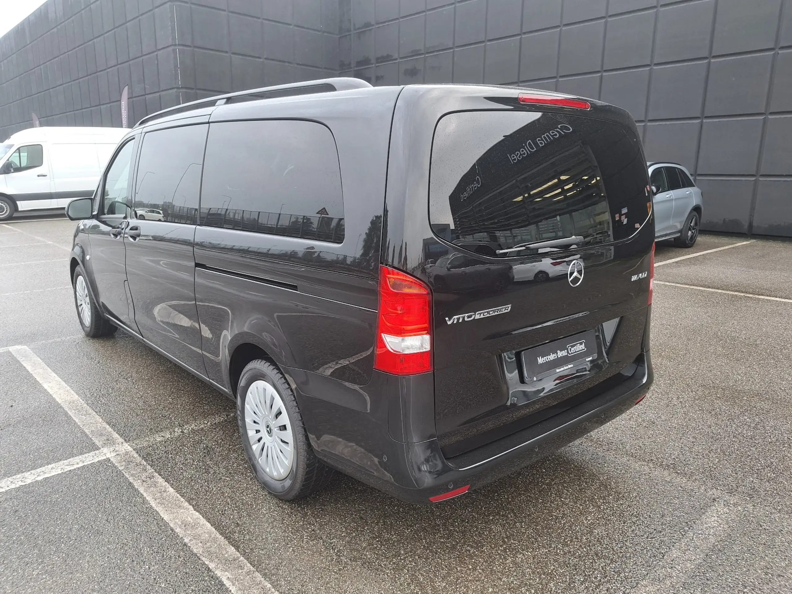 Mercedes-Benz - Vito