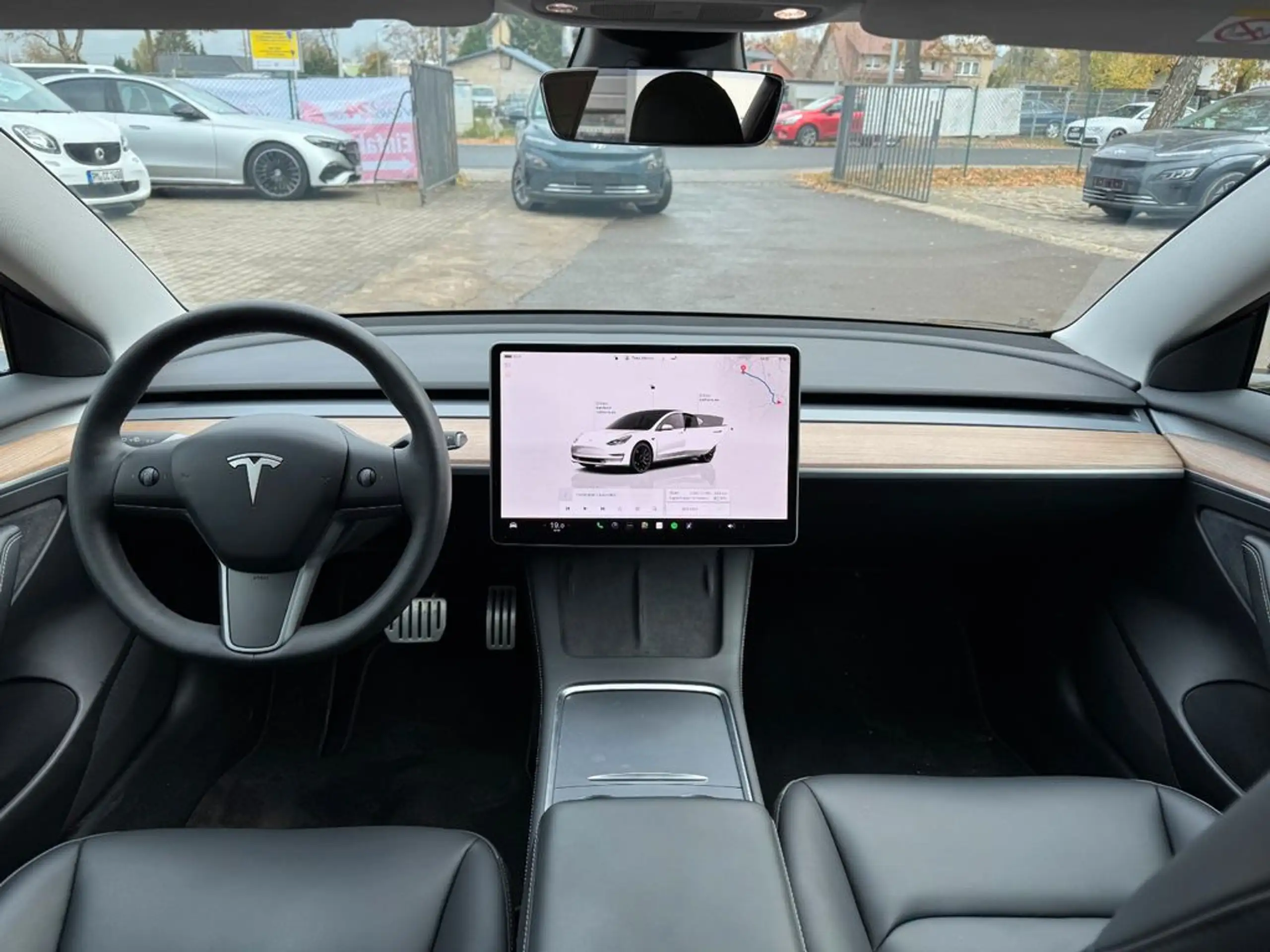 Tesla - Model 3