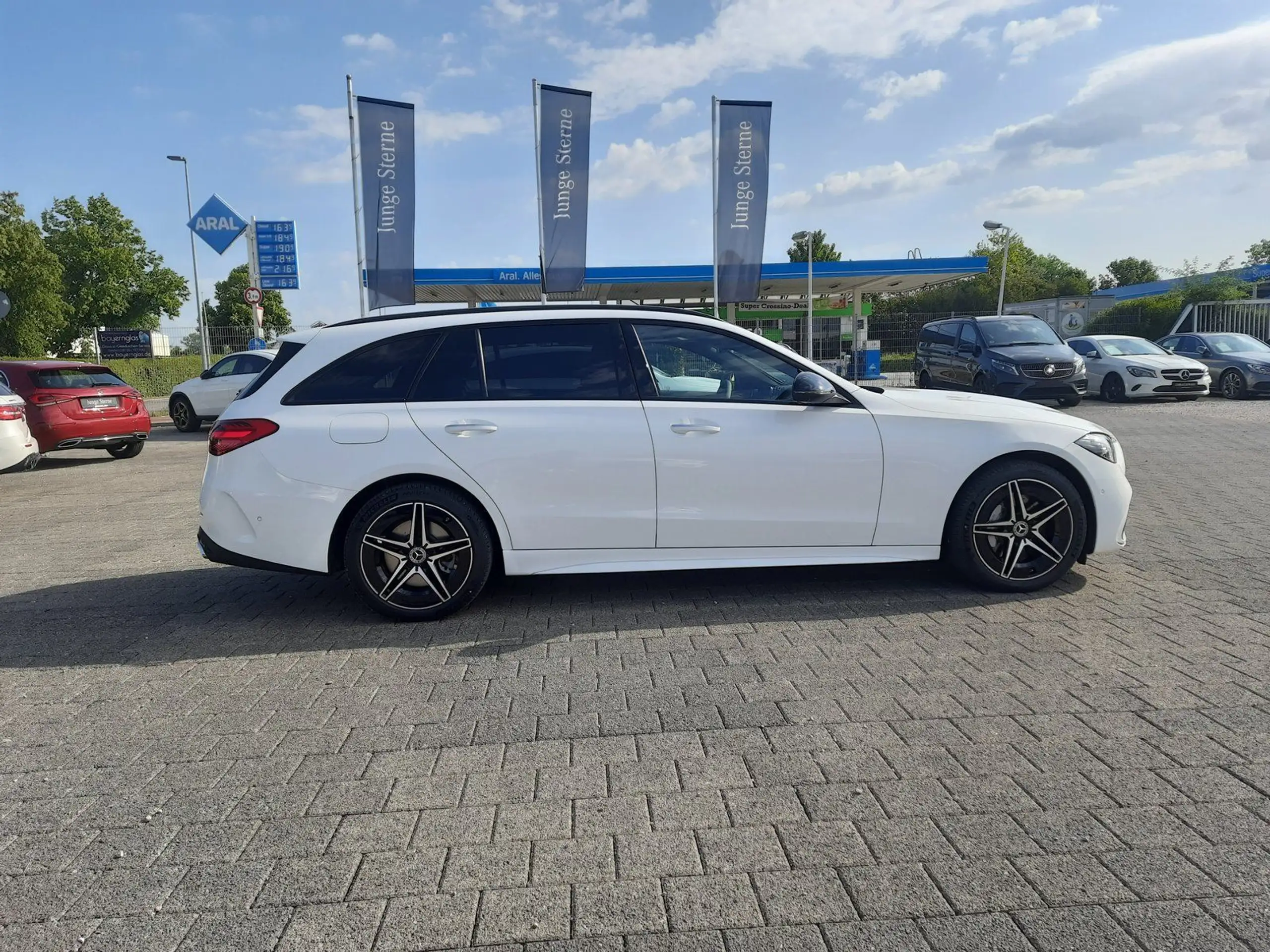 Mercedes-Benz - C 300