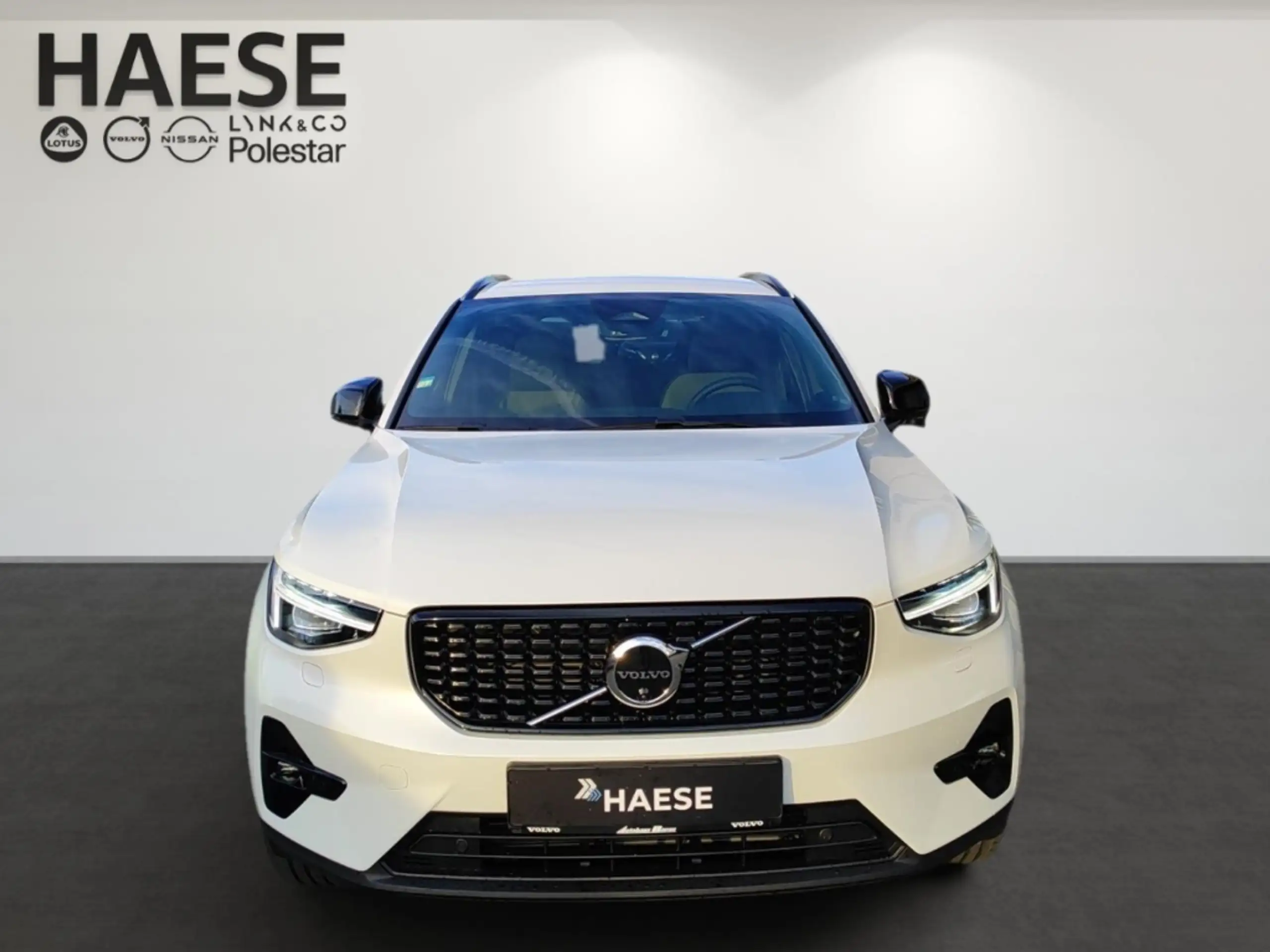 Volvo - XC40