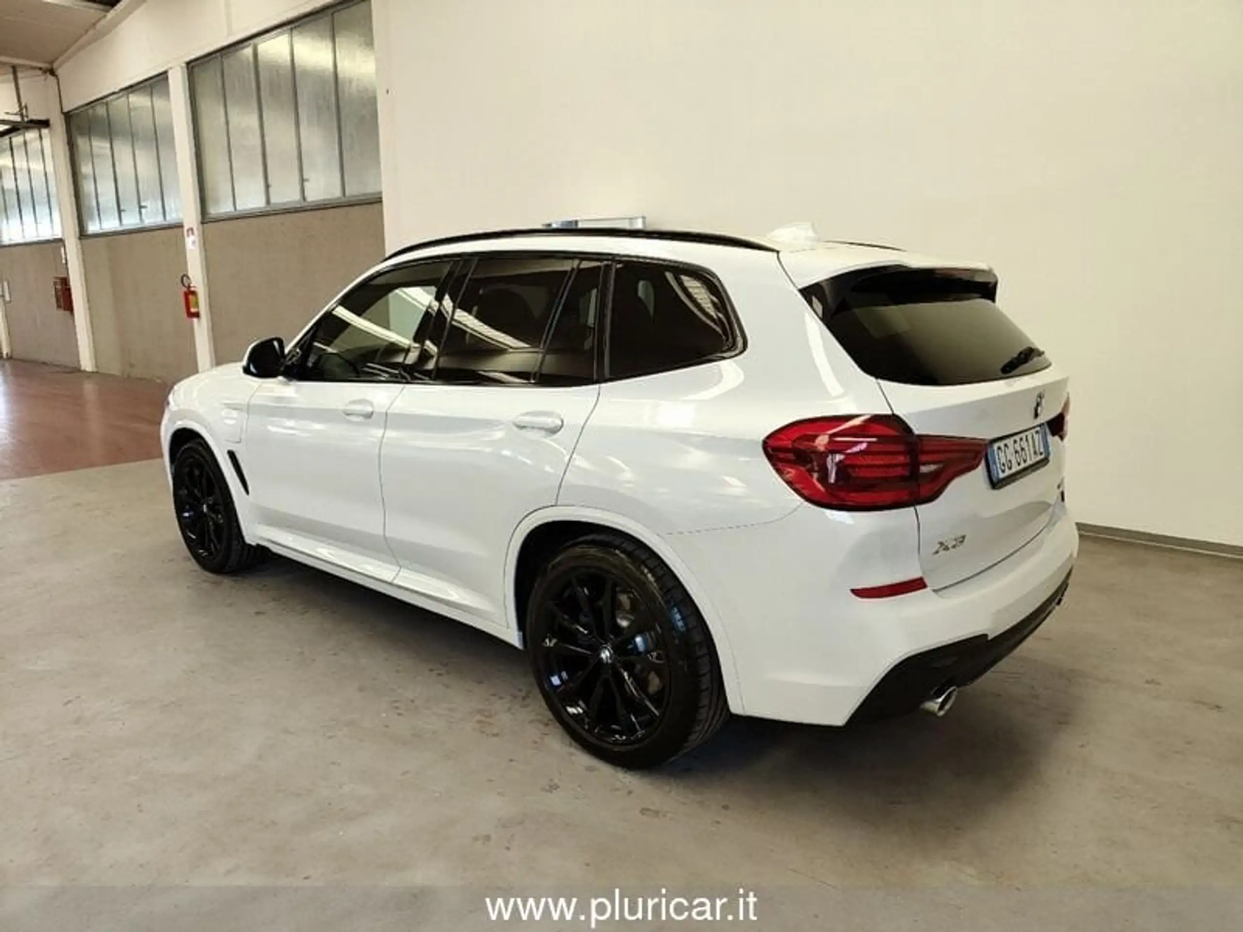 BMW - X3