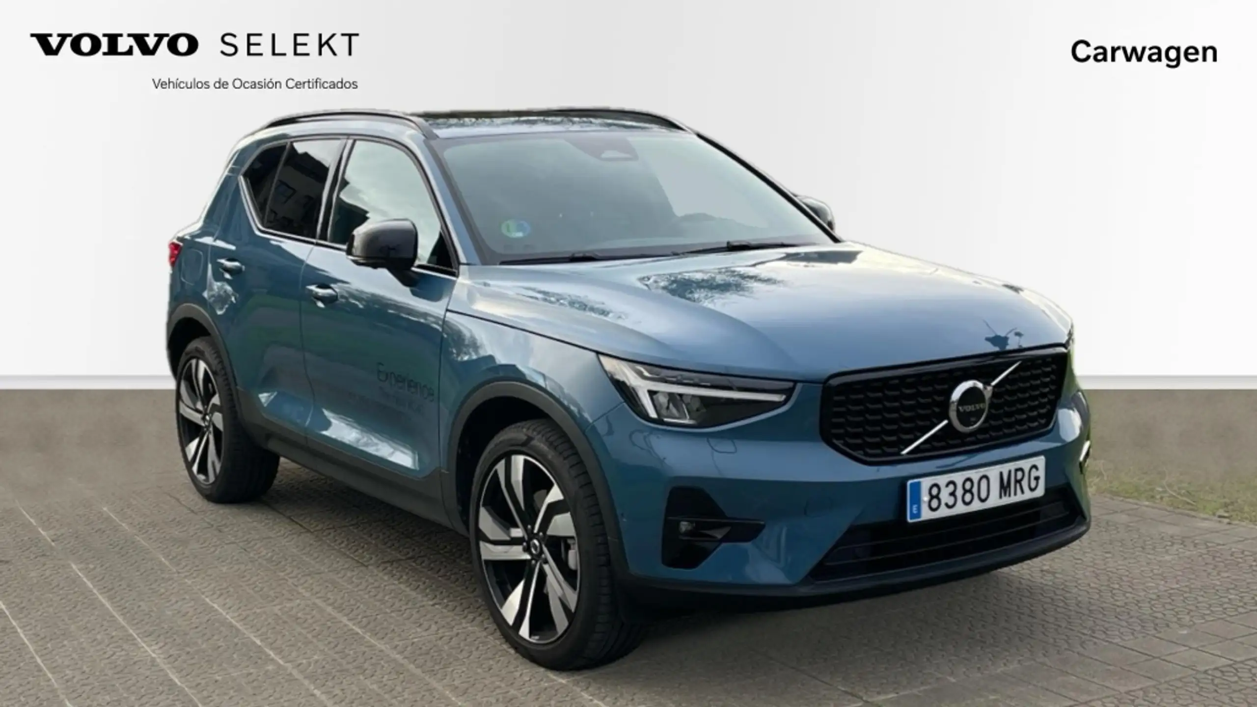 Volvo - XC40