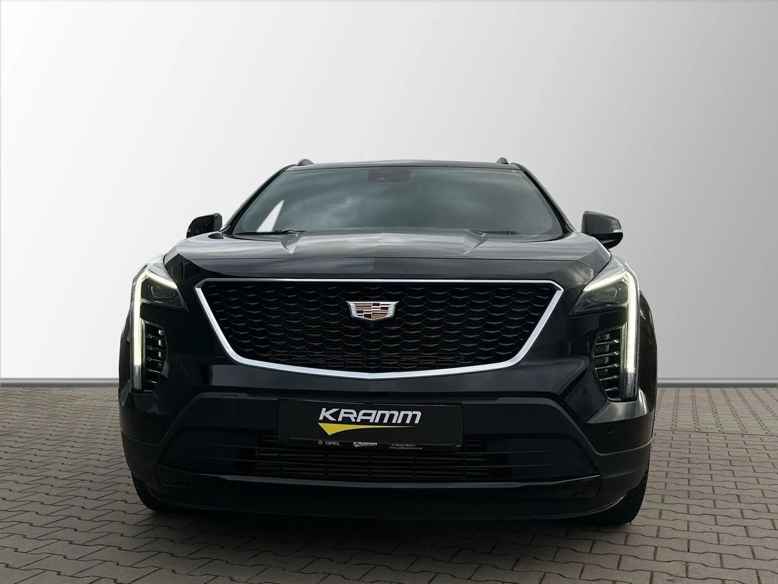 Cadillac - XT4