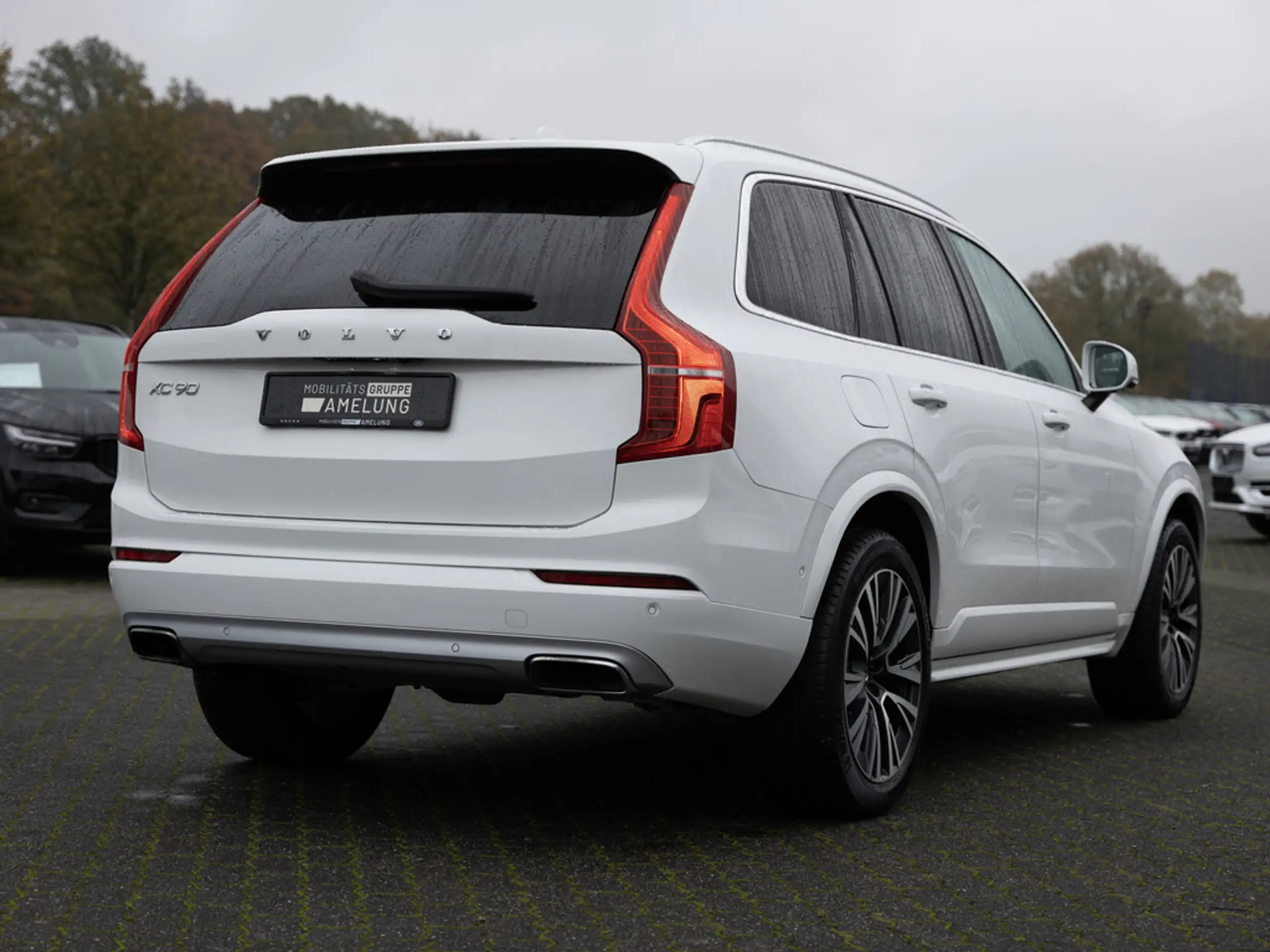 Volvo - XC90