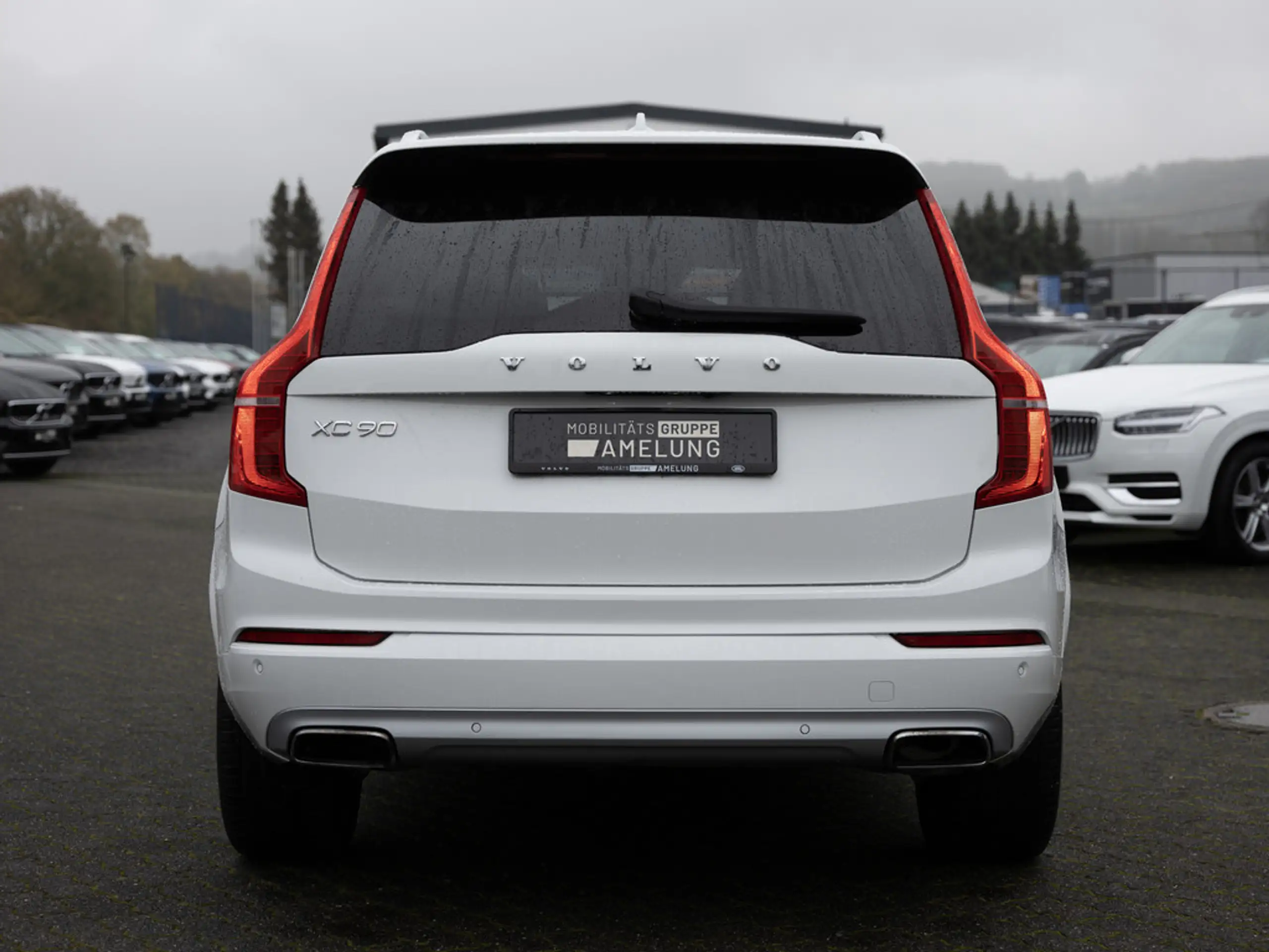 Volvo - XC90