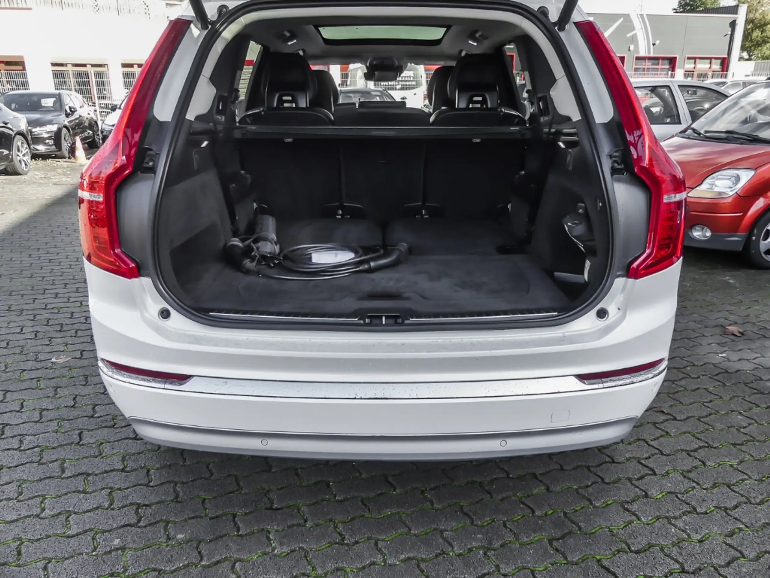 Volvo - XC90