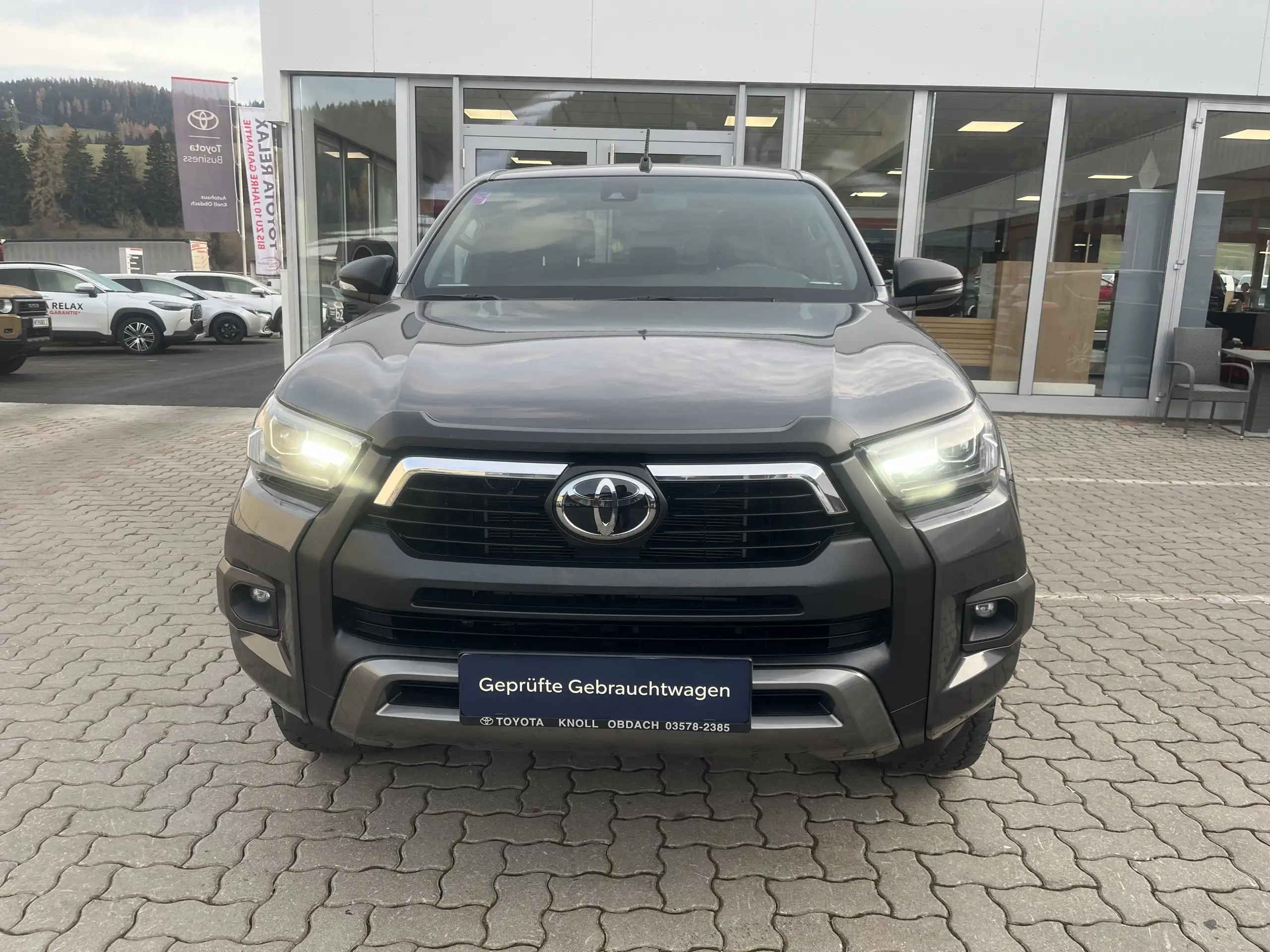 Toyota - Hilux