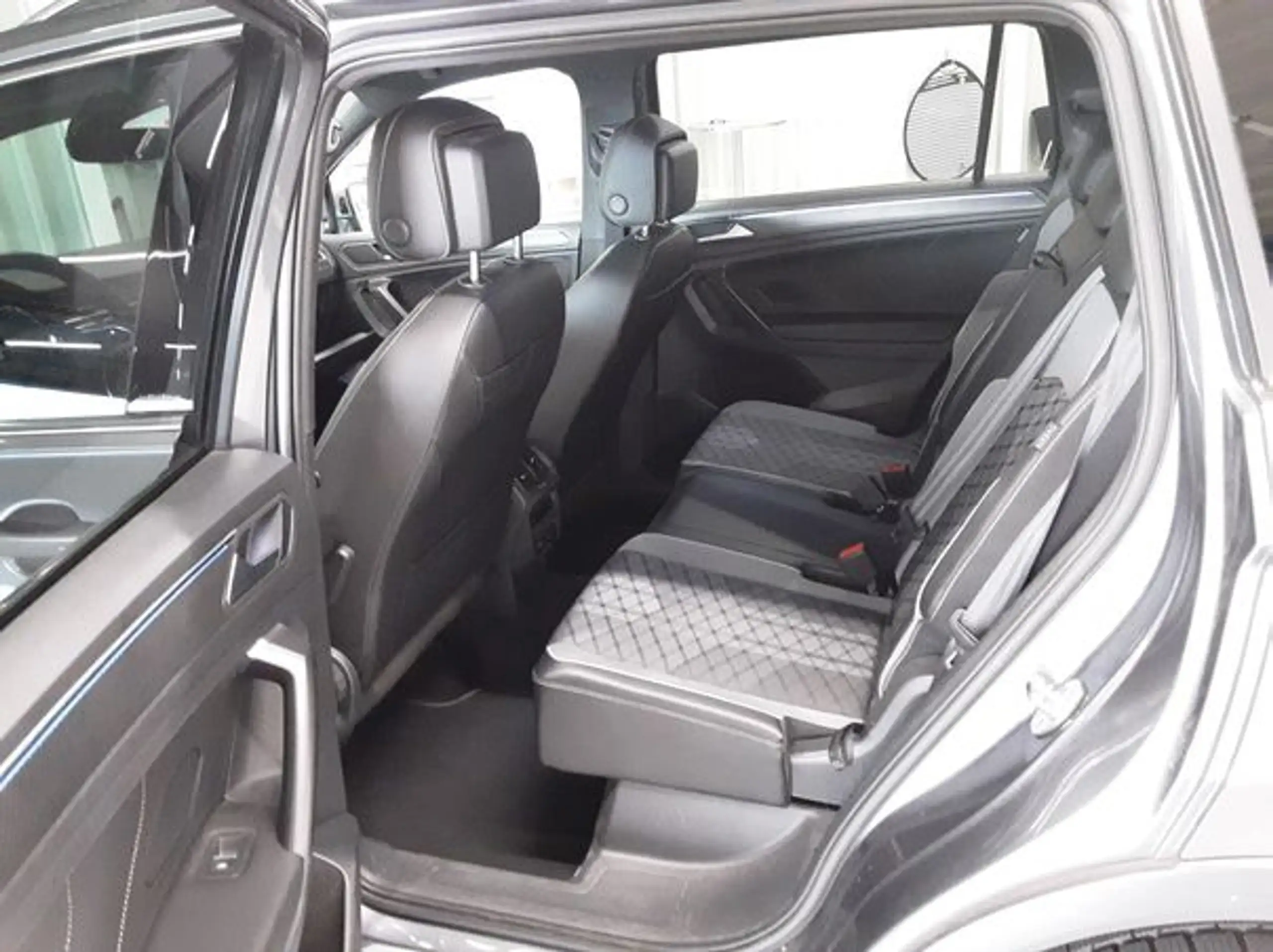 Volkswagen - Tiguan Allspace