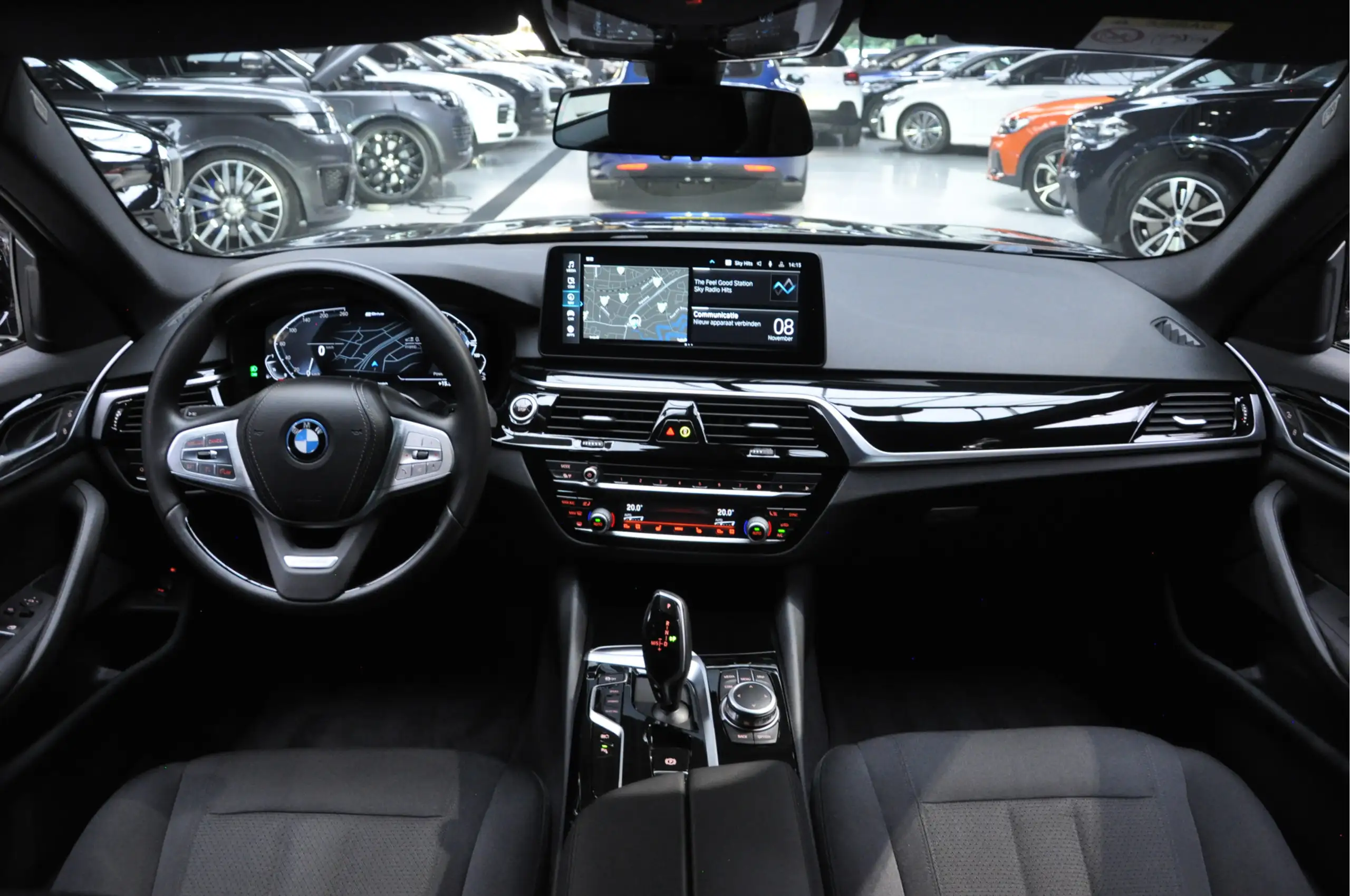 BMW - 530