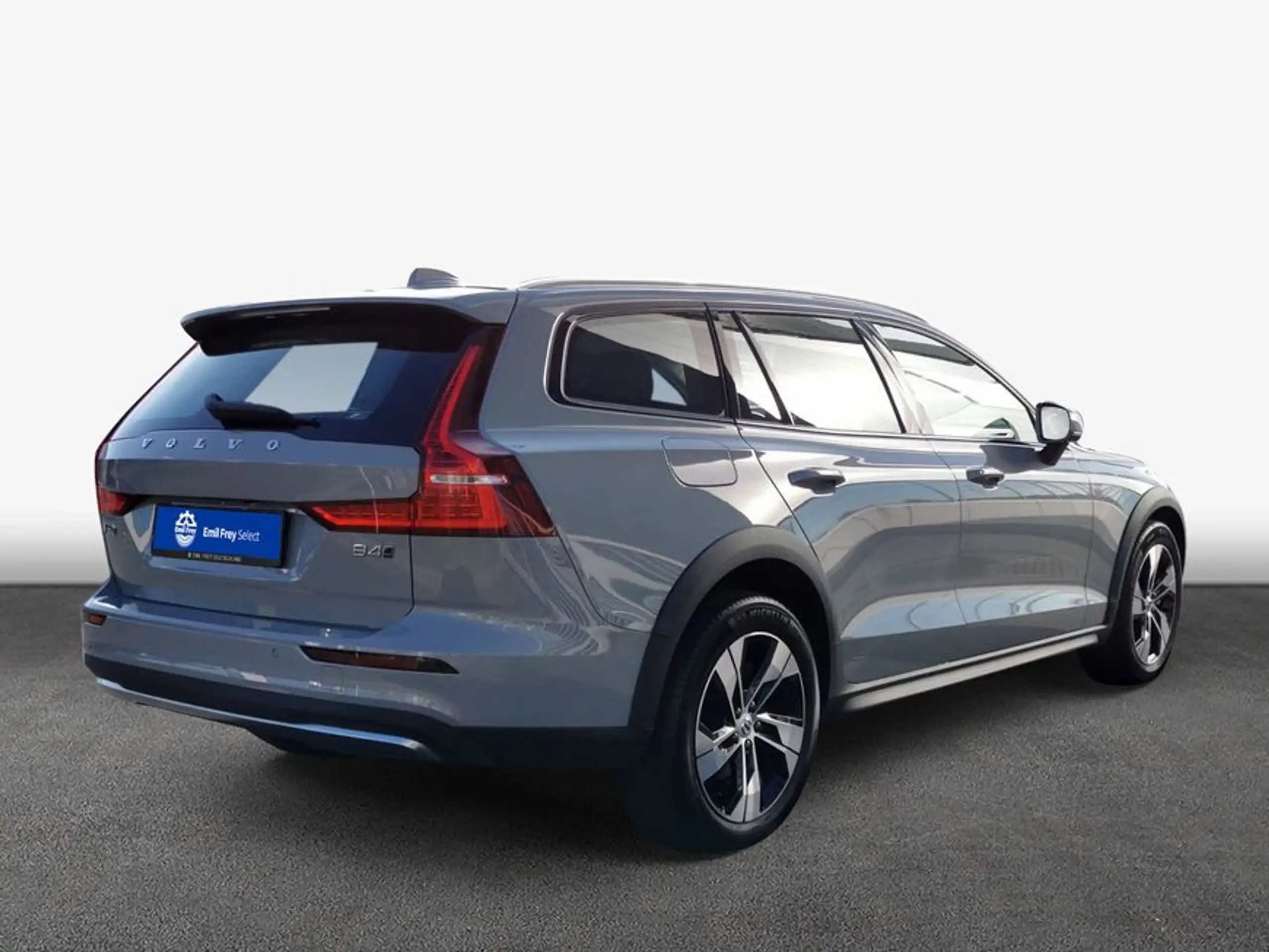 Volvo - V60 Cross Country