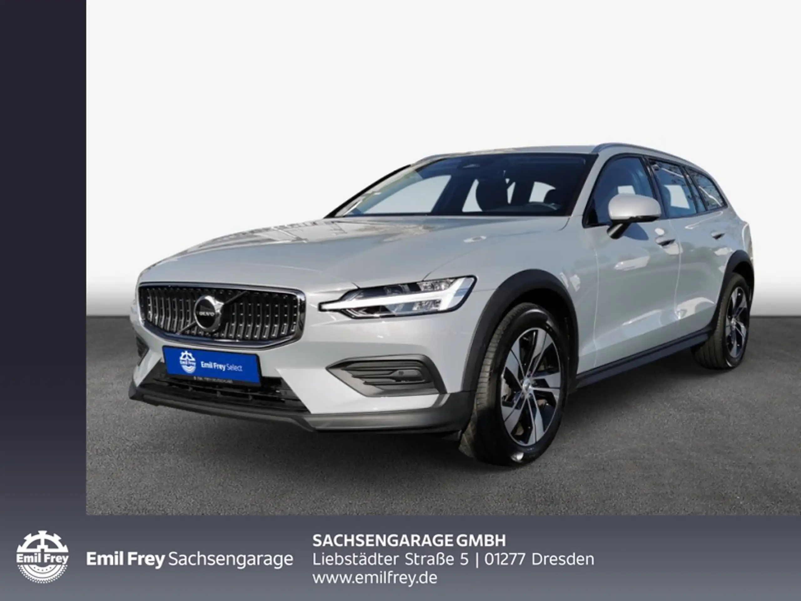 Volvo - V60 Cross Country